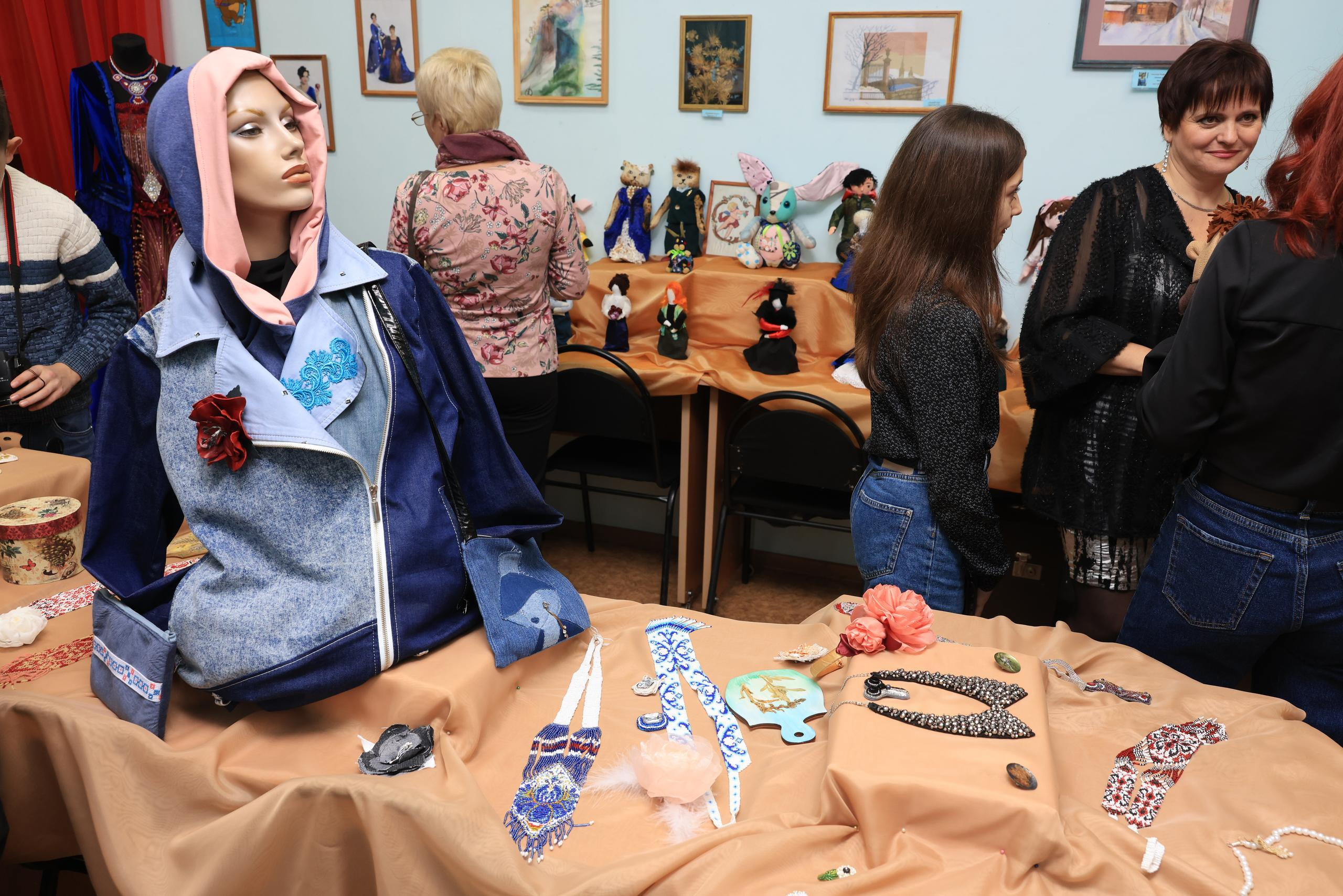 Открытие выставки «Сделано с любовью» Светланы Барабановой. Фотограф в Туле Крупский АнДРей. Фотостудия «КАДР71» в Туле