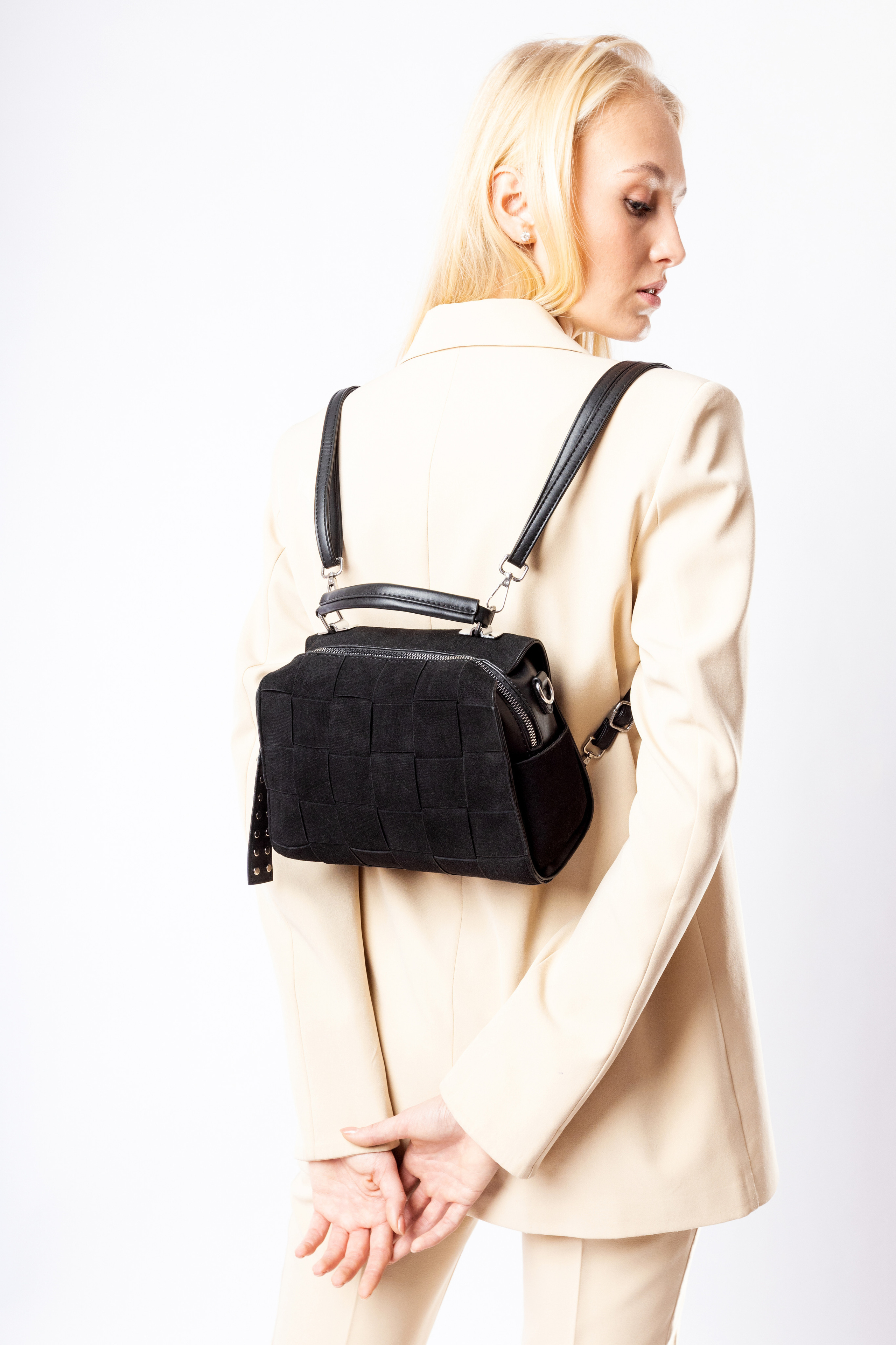 Модельная фотосъемка для маркетплейса. Фотограф в Туле Крупский АнДРей. Фотостудия «КАДР71» в Туле