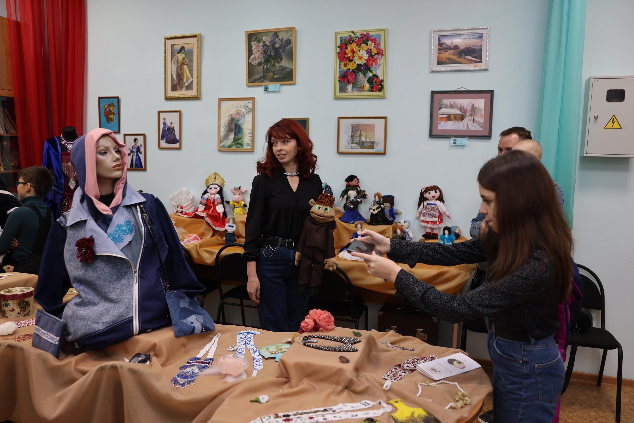 Открытие выставки «Сделано с любовью» Светланы Барабановой. Фотограф в Туле Крупский АнДРей. Фотостудия «КАДР71» в Туле