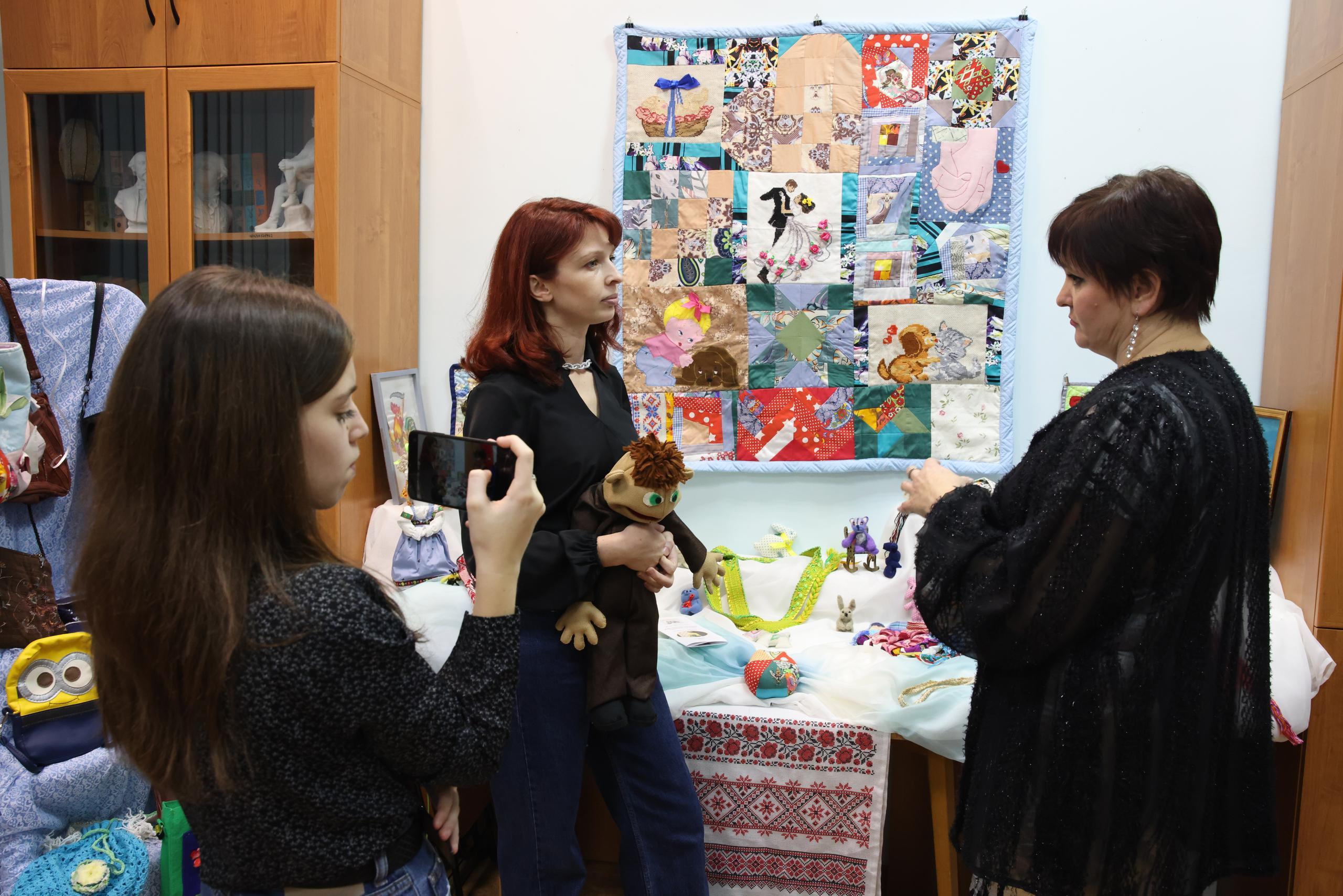 Открытие выставки «Сделано с любовью» Светланы Барабановой. Фотограф в Туле Крупский АнДРей. Фотостудия «КАДР71» в Туле