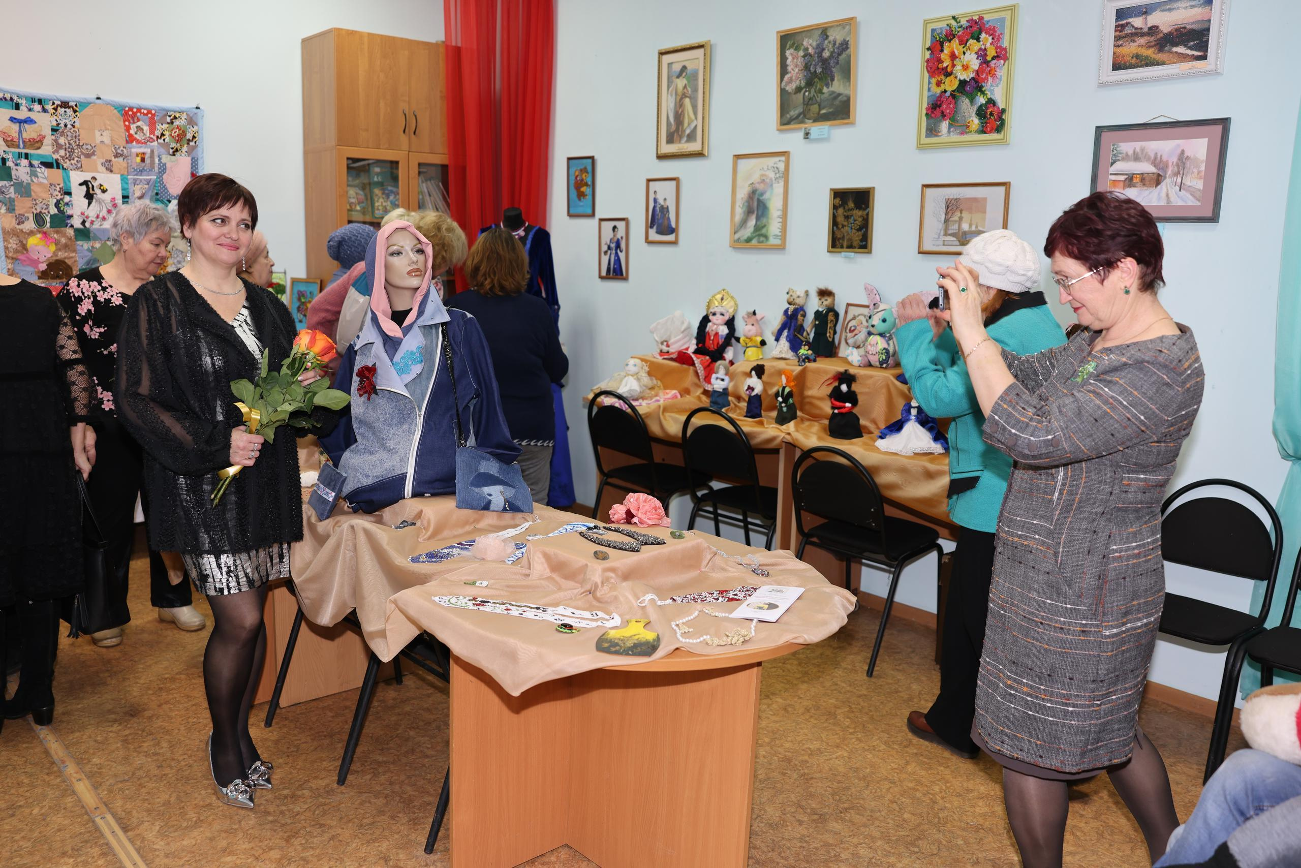 Открытие выставки «Сделано с любовью» Светланы Барабановой. Фотограф в Туле Крупский АнДРей. Фотостудия «КАДР71» в Туле