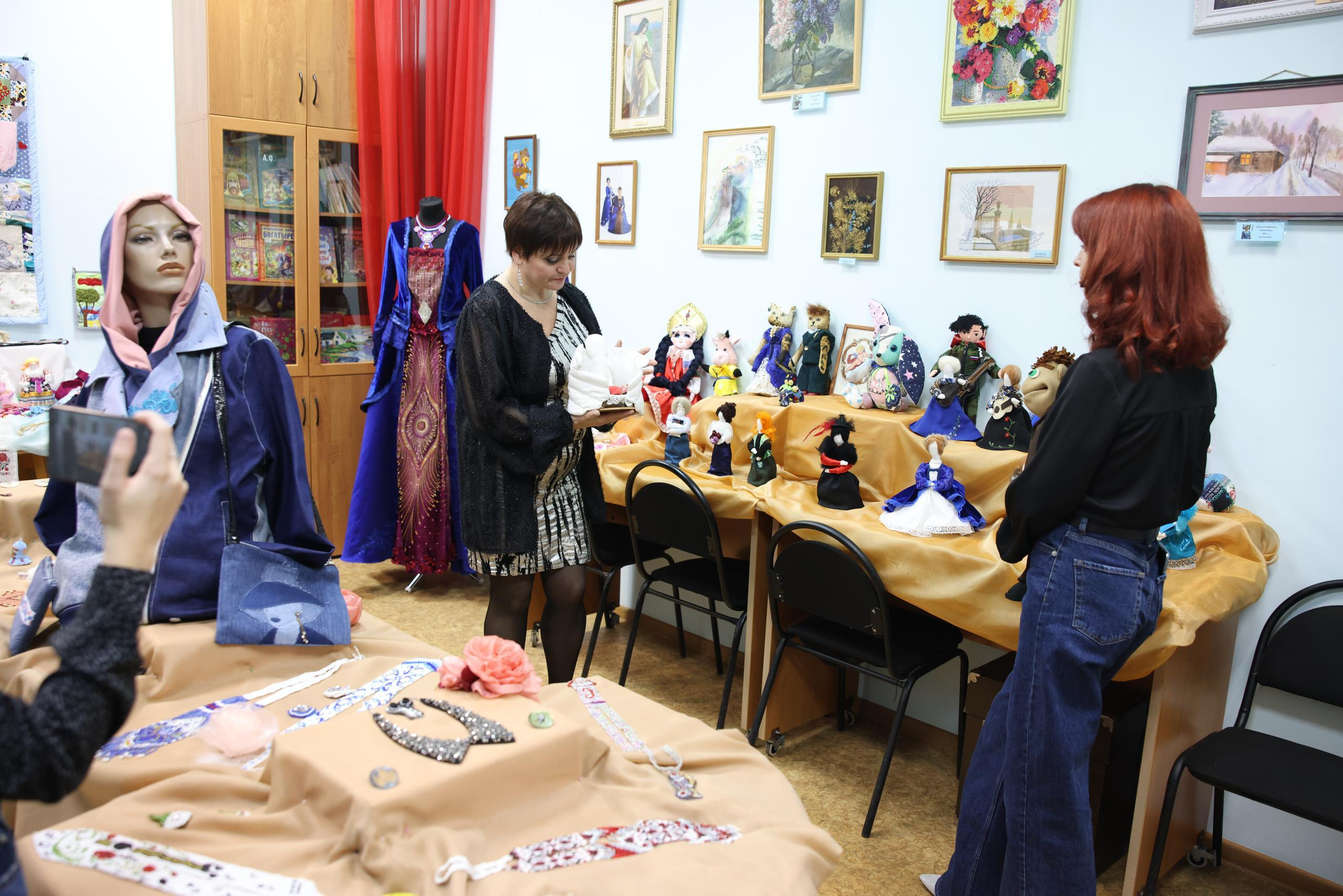 Открытие выставки «Сделано с любовью» Светланы Барабановой. Фотограф в Туле Крупский АнДРей. Фотостудия «КАДР71» в Туле