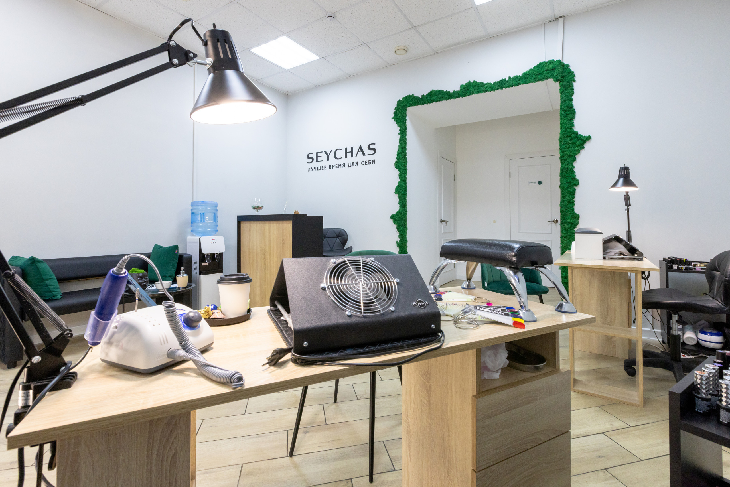 Интерьерная фотосъемка для ногтевого сервиса SEYCHAS. Фотограф в Туле Крупский АнДРей. Фотостудия «КАДР71» в Туле