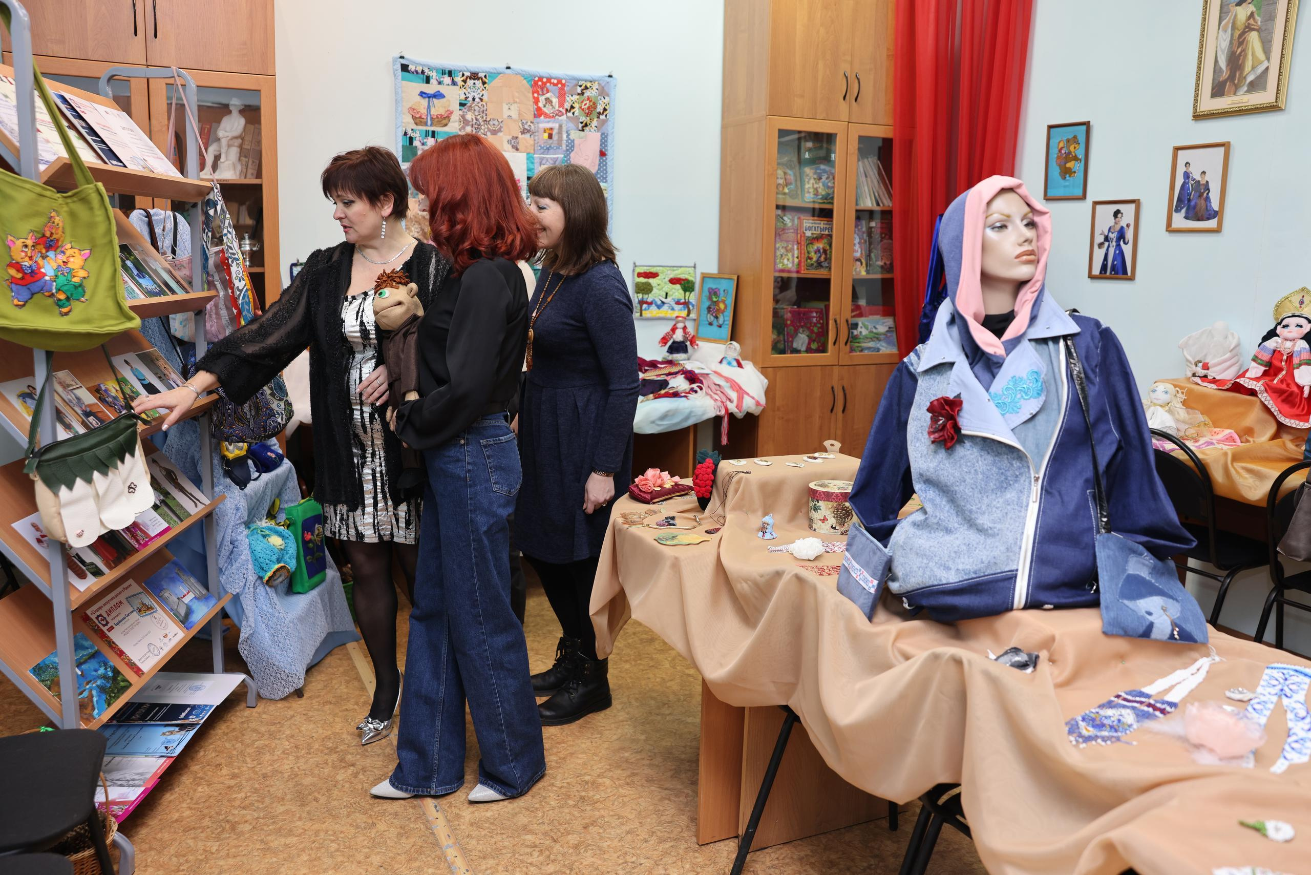 Открытие выставки «Сделано с любовью» Светланы Барабановой. Фотограф в Туле Крупский АнДРей. Фотостудия «КАДР71» в Туле