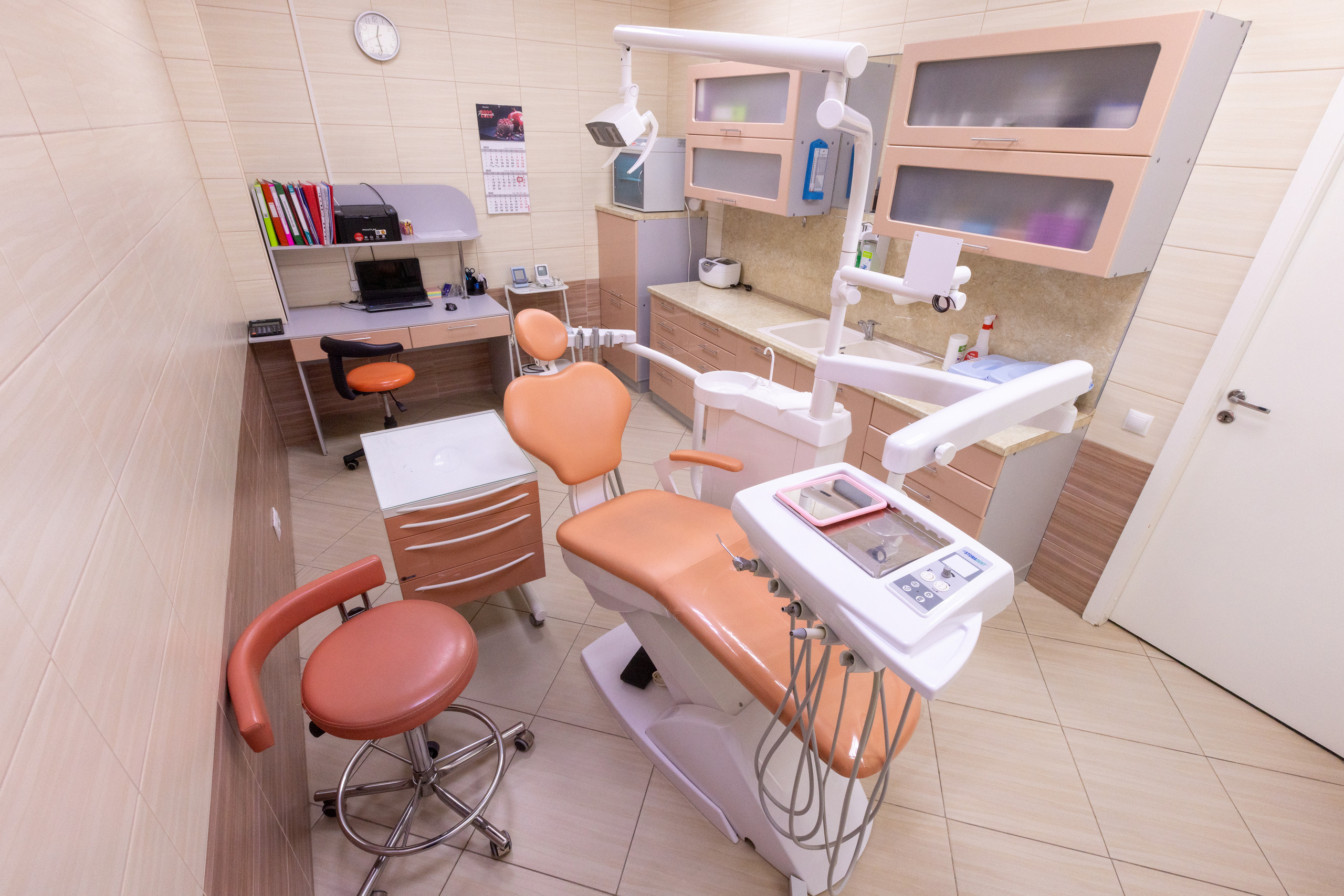 Интерьерная фотосъемка для стоматологии Радуга. Фотограф в Туле Крупский АнДРей. Фотостудия «КАДР71» в Туле