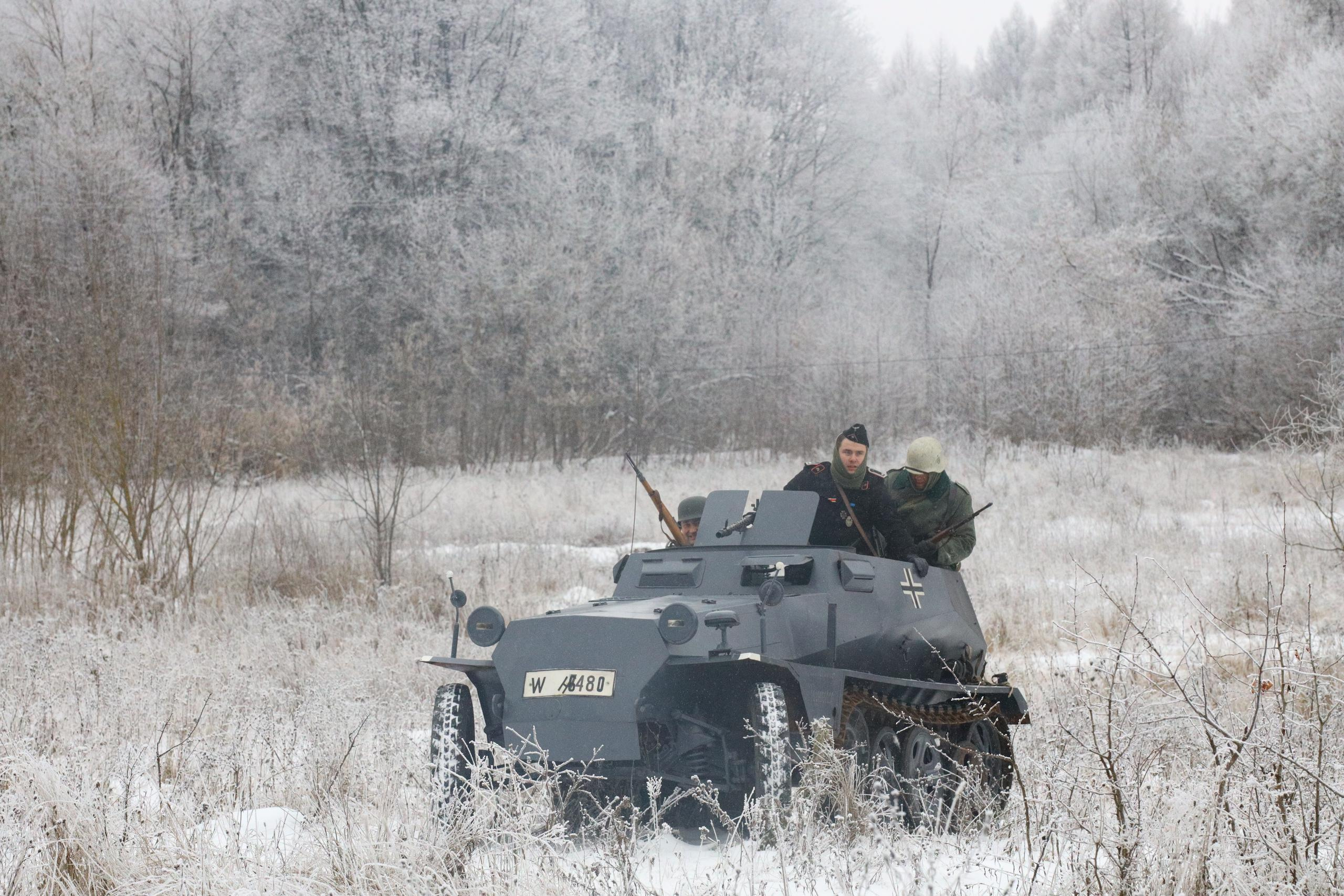 Бои за Венёв, реконструкция (полный репортаж, образец без ретуши!). Фотограф в Туле Крупский АнДРей. Фотостудия «КАДР71» в Туле