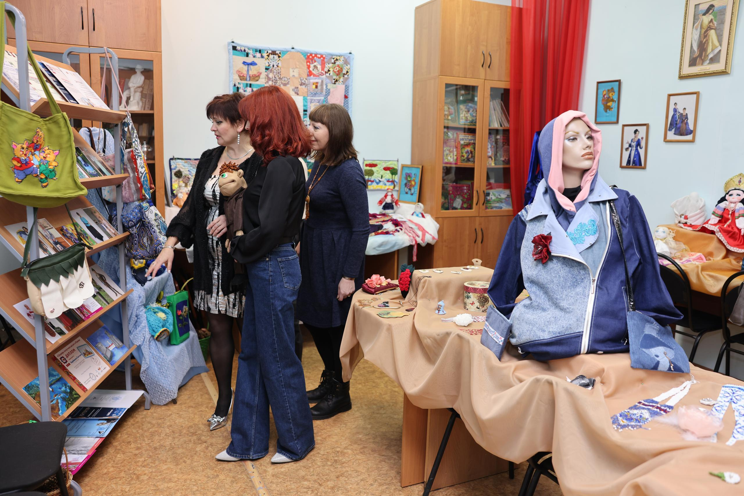 Открытие выставки «Сделано с любовью» Светланы Барабановой. Фотограф в Туле Крупский АнДРей. Фотостудия «КАДР71» в Туле