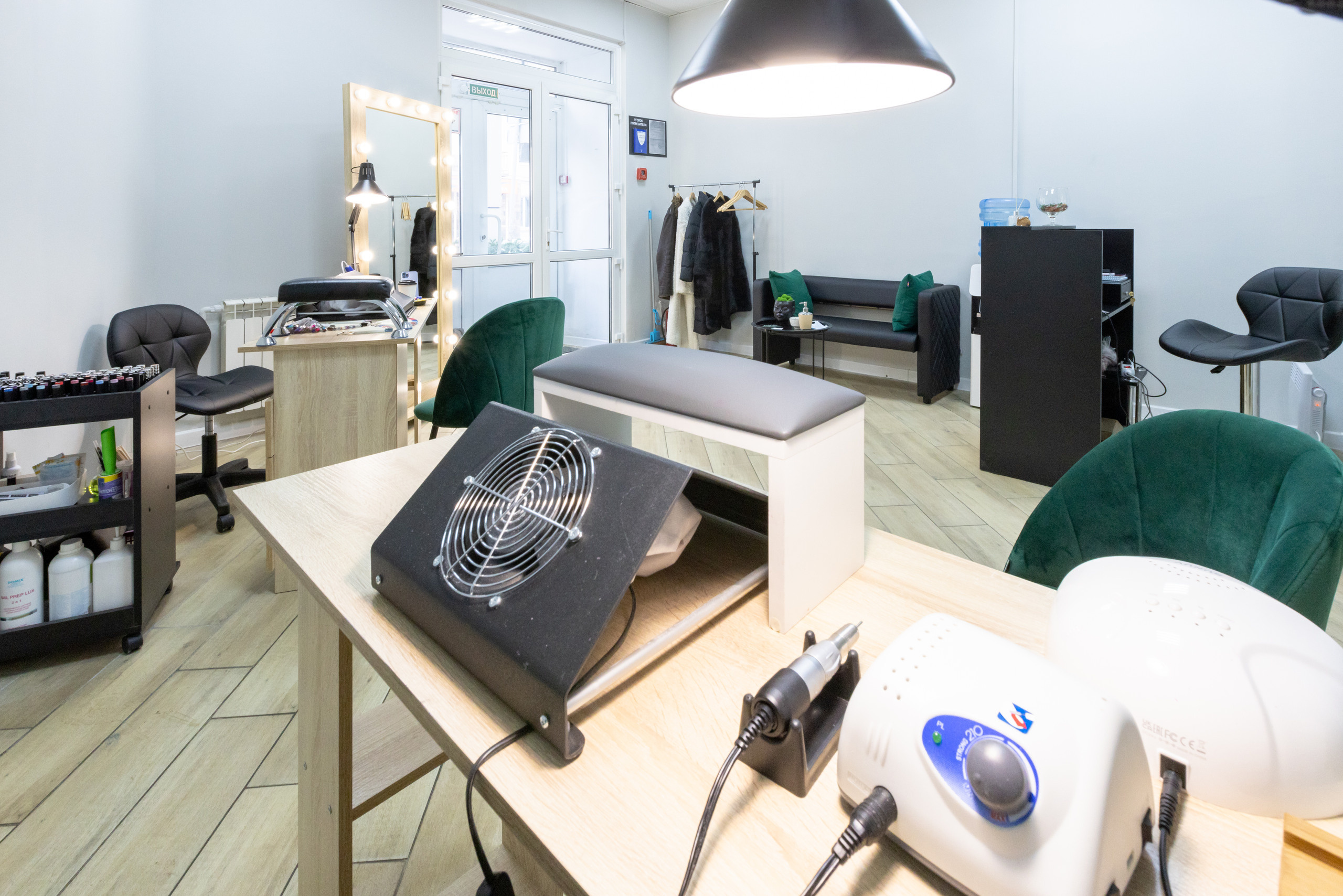 Интерьерная фотосъемка для ногтевого сервиса SEYCHAS. Фотограф в Туле Крупский АнДРей. Фотостудия «КАДР71» в Туле