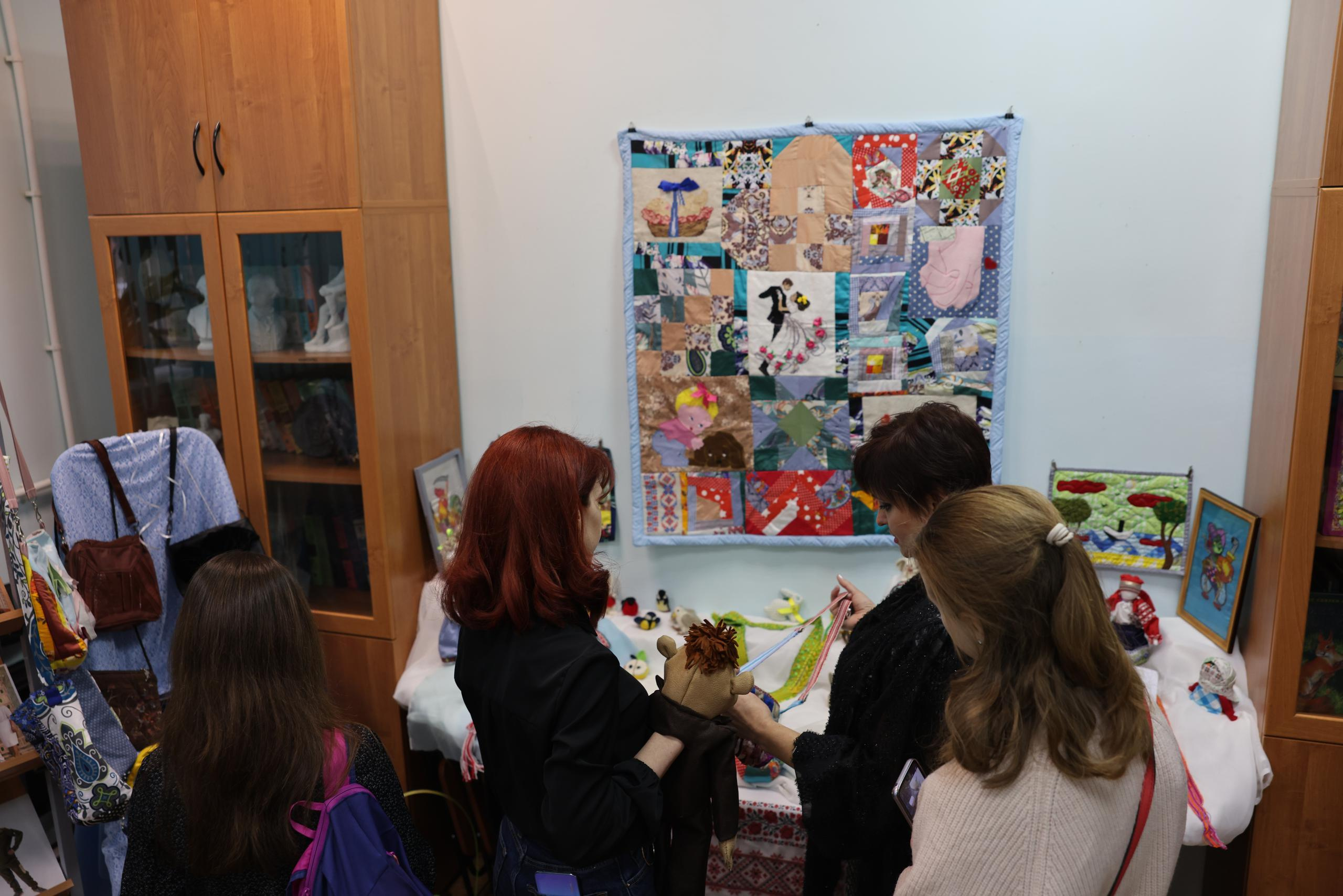 Открытие выставки «Сделано с любовью» Светланы Барабановой. Фотограф в Туле Крупский АнДРей. Фотостудия «КАДР71» в Туле