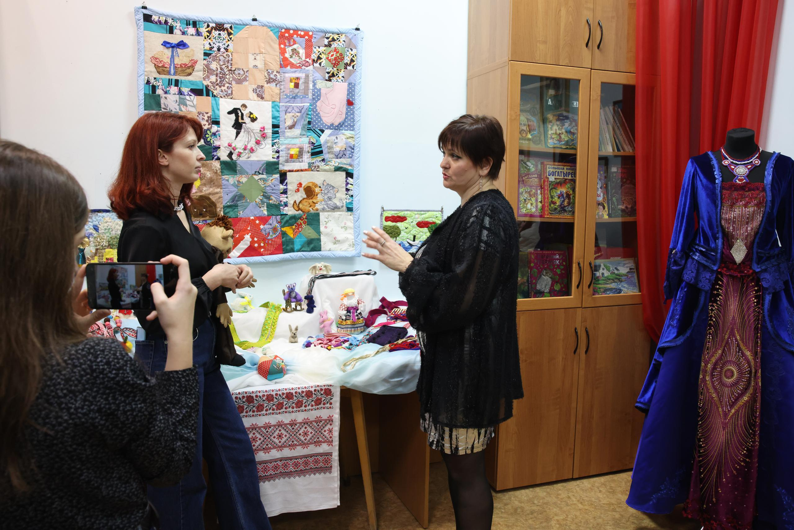 Открытие выставки «Сделано с любовью» Светланы Барабановой. Фотограф в Туле Крупский АнДРей. Фотостудия «КАДР71» в Туле