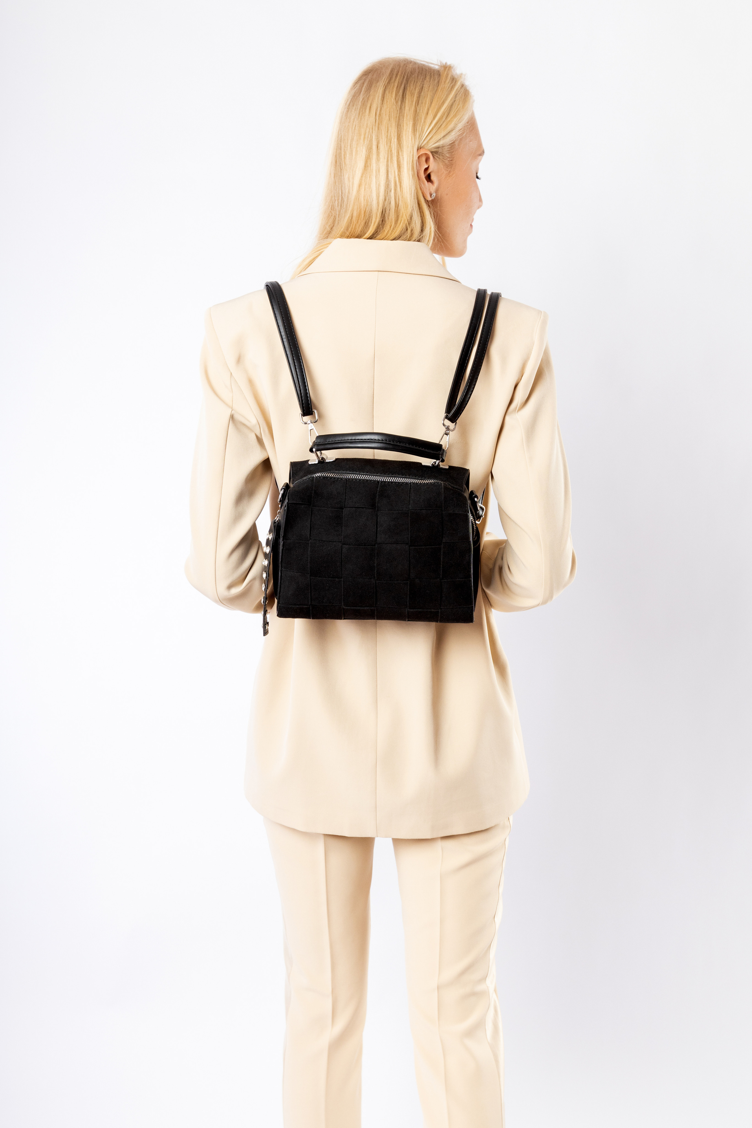 Модельная фотосъемка для маркетплейса. Фотограф в Туле Крупский АнДРей. Фотостудия «КАДР71» в Туле