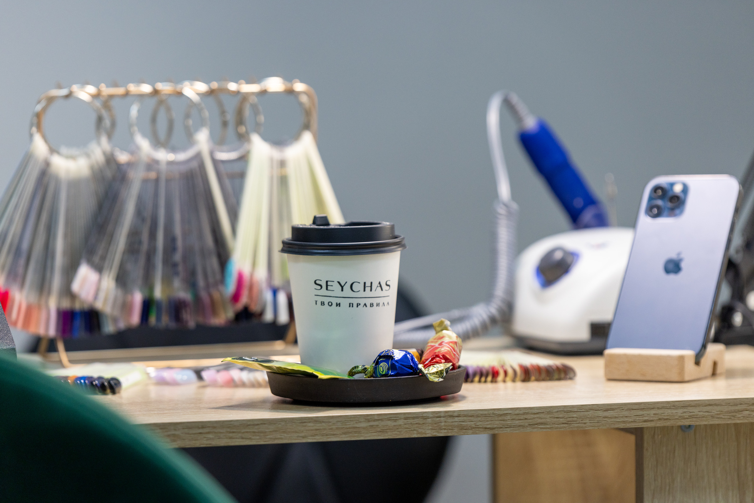 Интерьерная фотосъемка для ногтевого сервиса SEYCHAS. Фотограф в Туле Крупский АнДРей. Фотостудия «КАДР71» в Туле