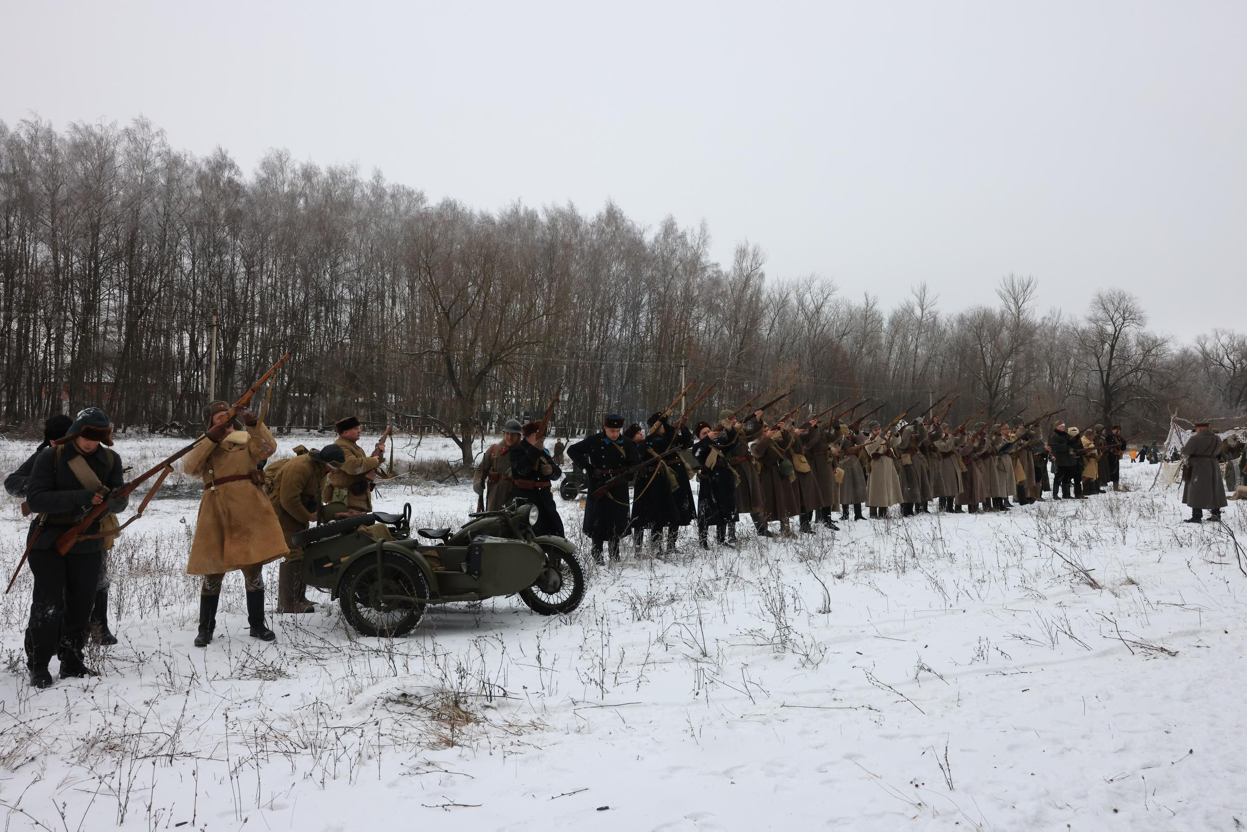 Бои за Венёв, реконструкция (полный репортаж, образец без ретуши!). Фотограф в Туле Крупский АнДРей. Фотостудия «КАДР71» в Туле