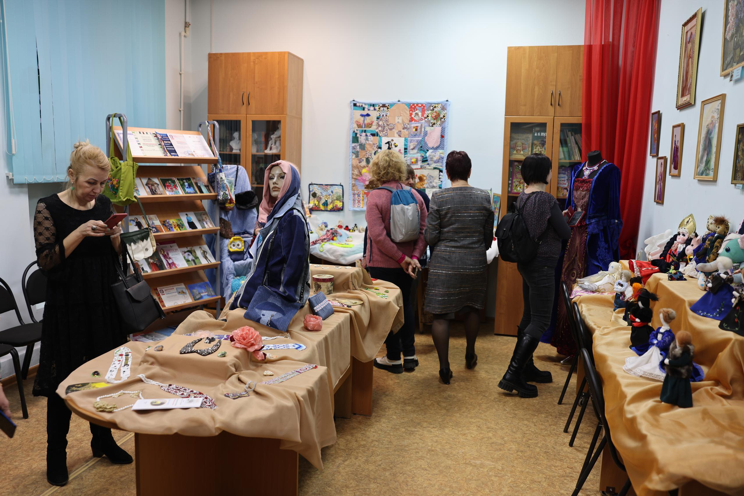 Открытие выставки «Сделано с любовью» Светланы Барабановой. Фотограф в Туле Крупский АнДРей. Фотостудия «КАДР71» в Туле