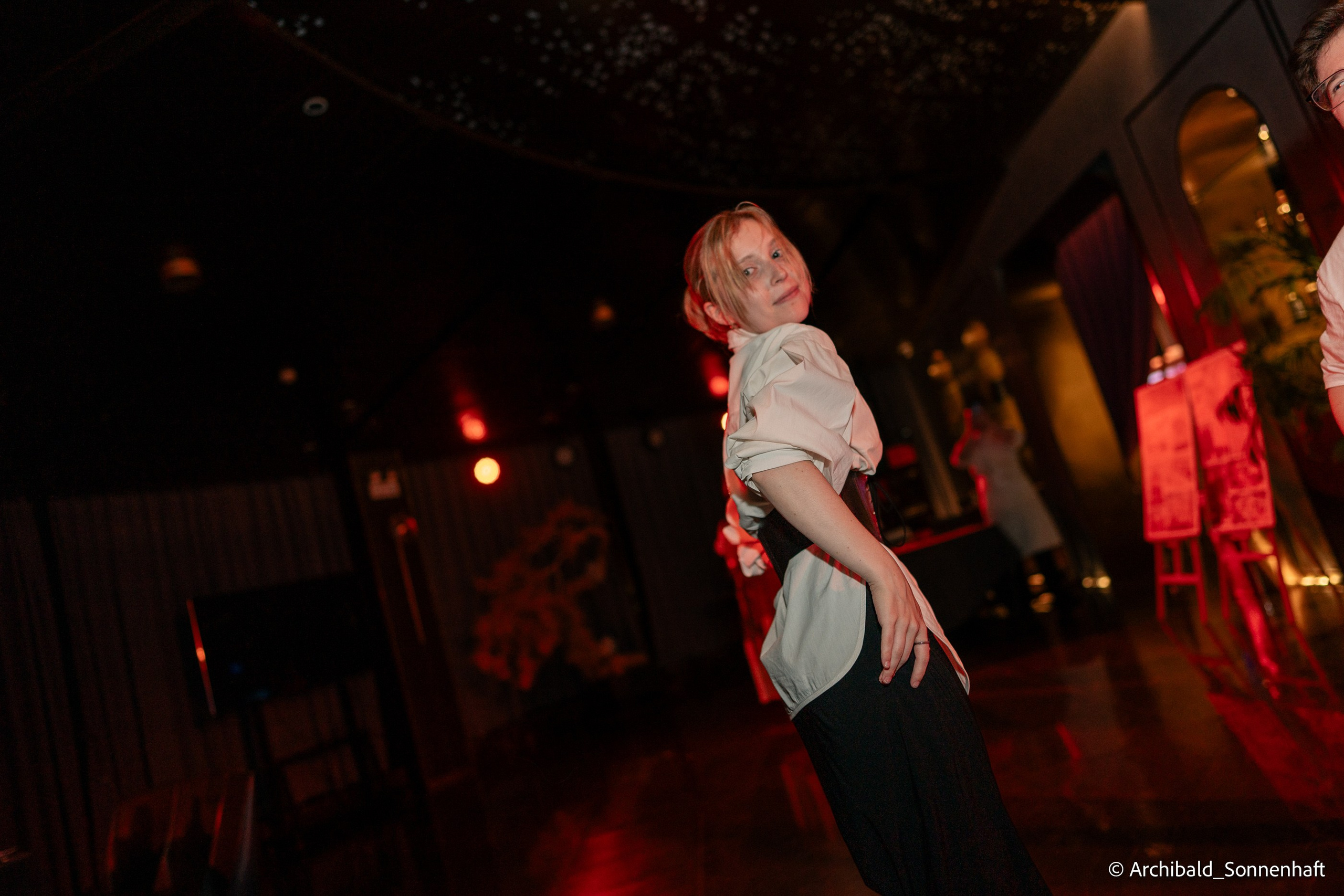 Georgian party. Photographer in Guangzhou, China. Archibald Sonnenhaft