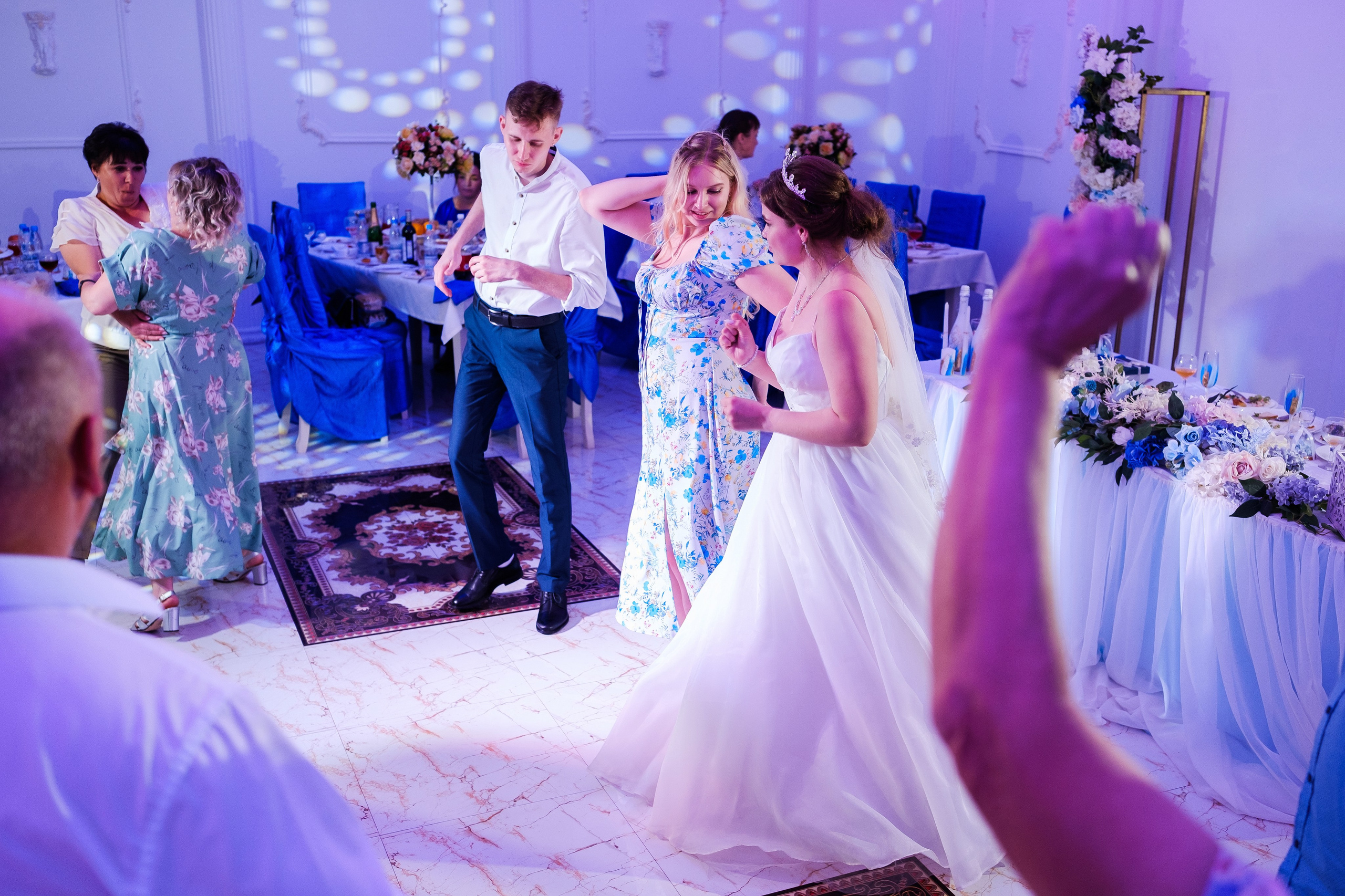 Сергей и Яна. Свадебный фотограф | репортаж | праздники | крещение