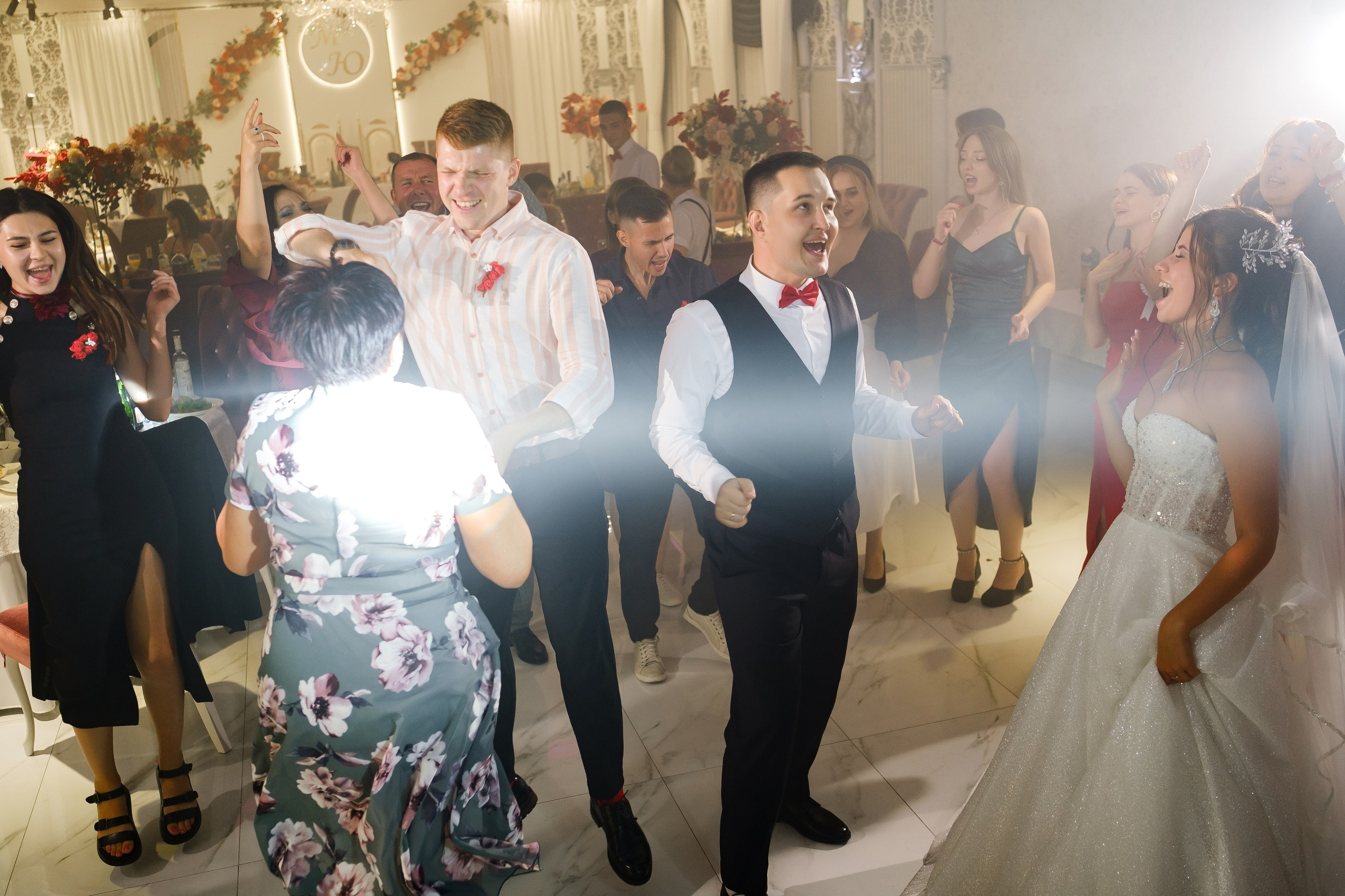 Михаил и Юлия. Свадебный фотограф | репортаж | праздники | крещение