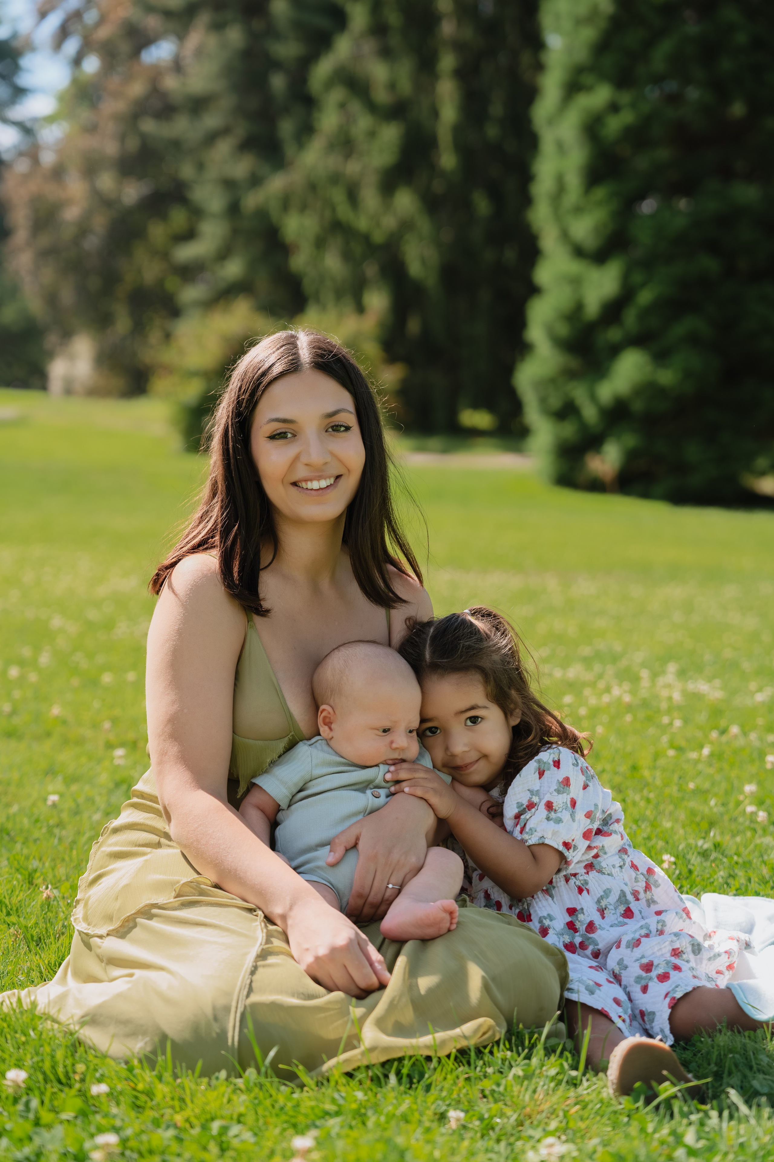 Yasmina & Ludovic with kids. Профессиональный свадебный фотограф в Женеве и Швейцарии | Таня Вовчецкая