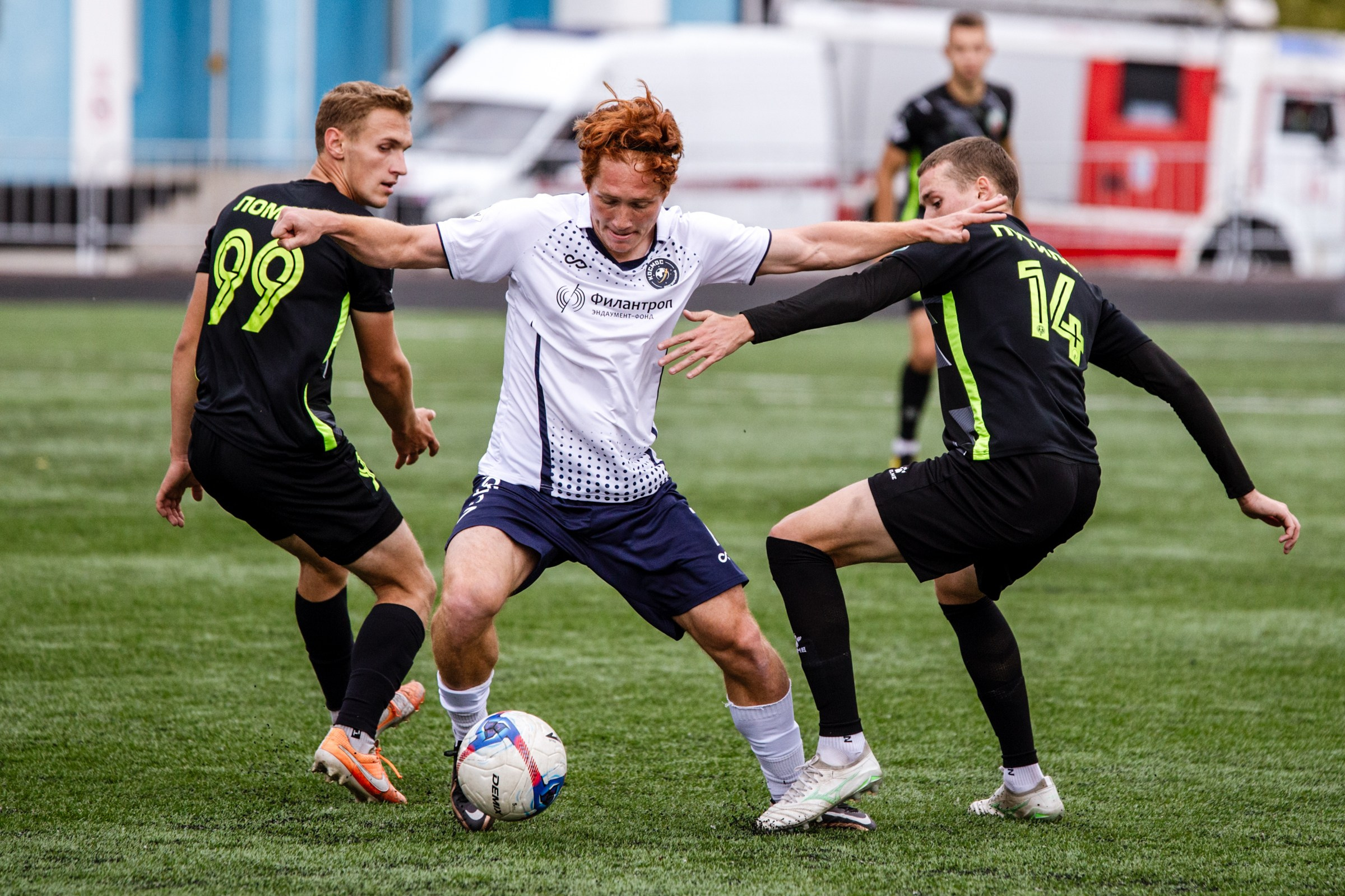 Первенство России по футболу LEON-Вторая лига Б | ФК Иркутск — Космос (Долгопрудный) | 14.09.25. Фотограф в Иркутске Евгения Айвазова