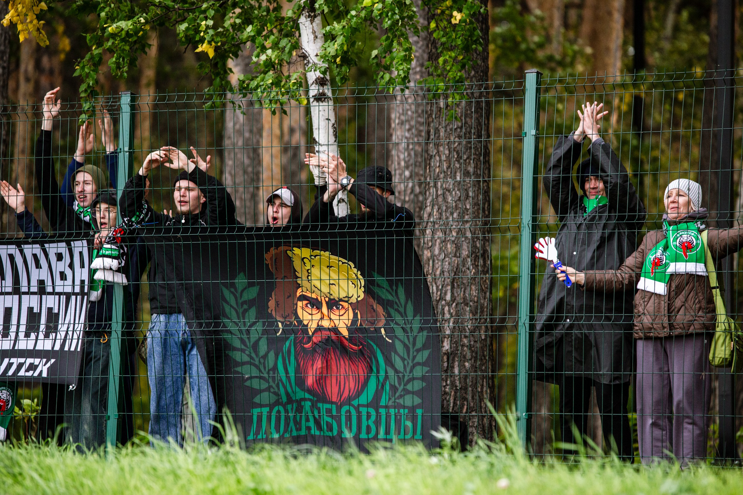 Первенство России по футболу LEON-Вторая лига Б | ФК Иркутск — Космос (Долгопрудный) | 14.09.25. Фотограф в Иркутске Евгения Айвазова