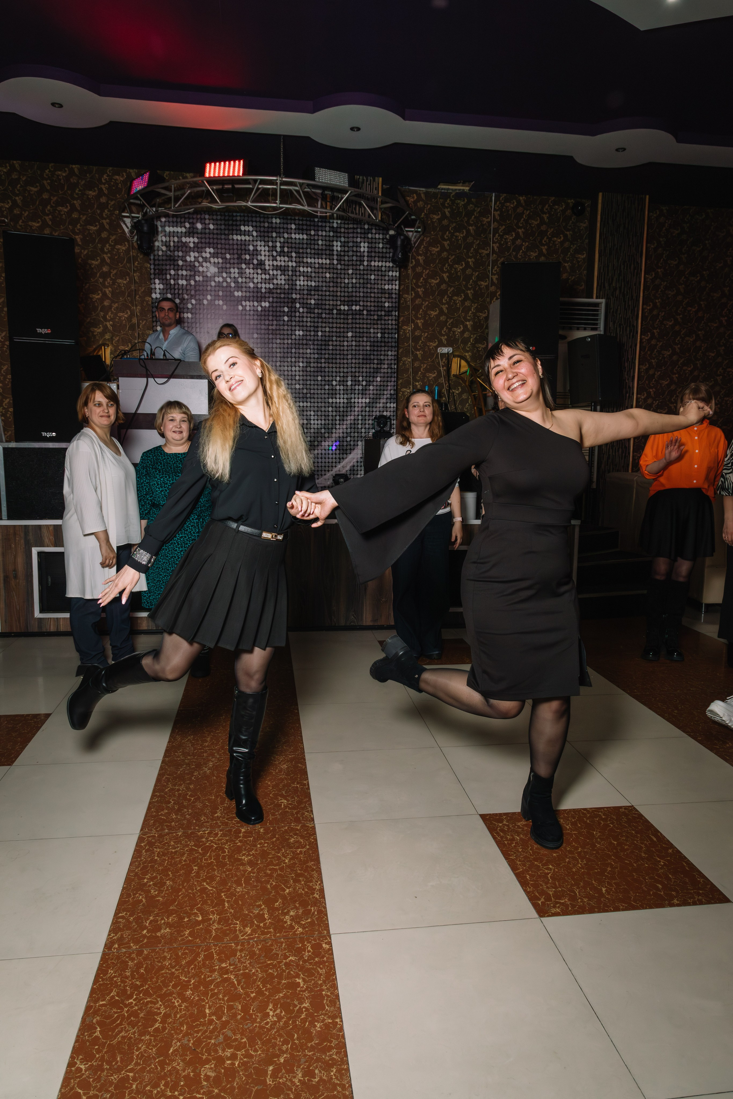 Holiday party. Семейный, репортажный, детский фотограф Комсомольск-на-Амуре