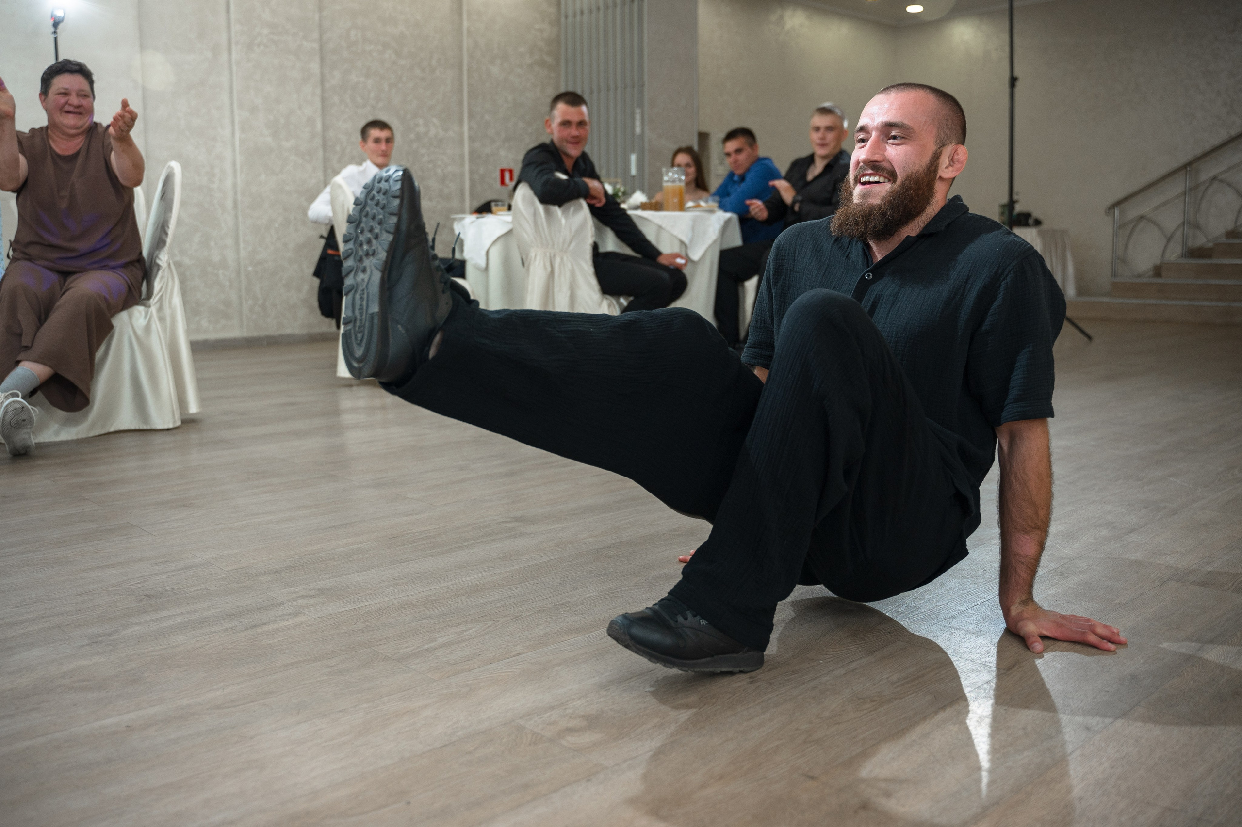 Банкет в Туристе. Свадебный и семейный фотограф в Омске Мормулев Михаил