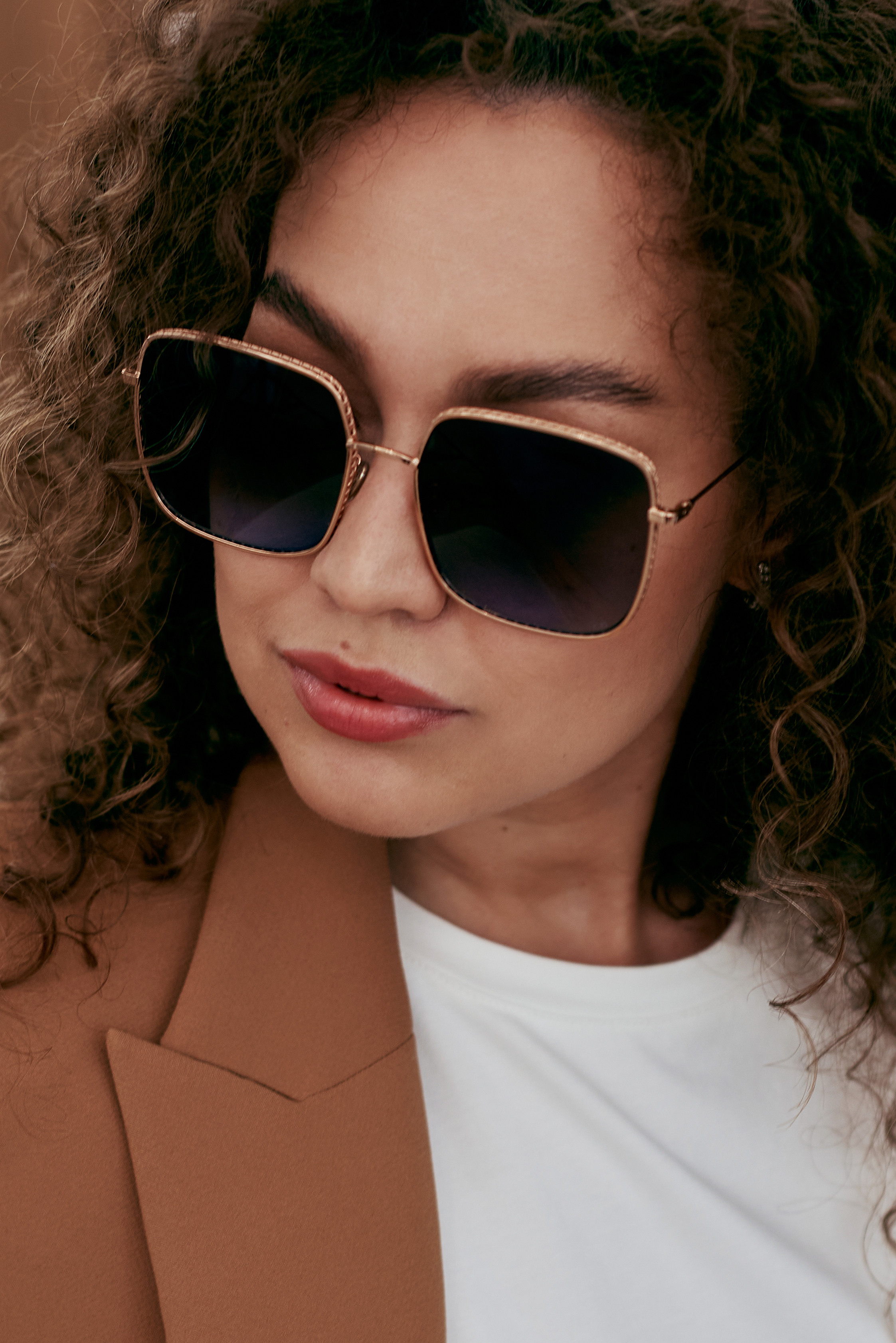 Съемка для оптики в Москве, фотограф Даша Беседина. Портретный фотограф в Москве Даша Беседина