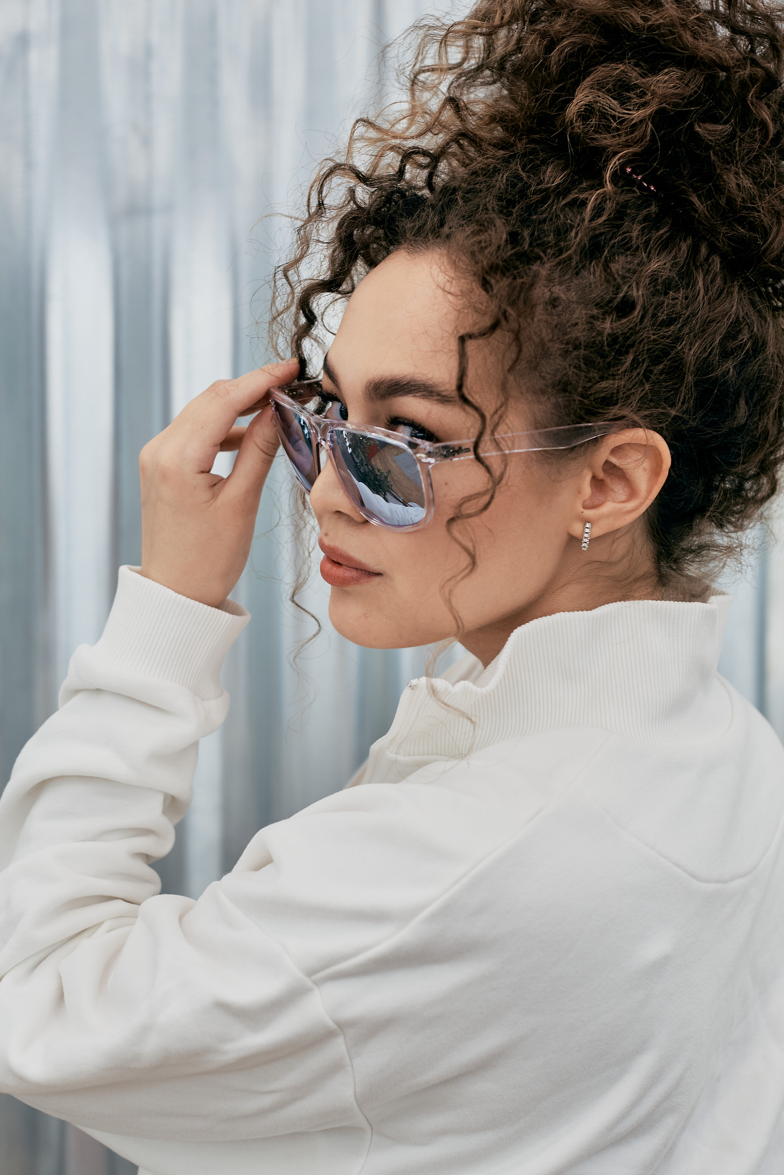 Съемка для оптики в Москве, фотограф Даша Беседина. Портретный фотограф в Москве Даша Беседина