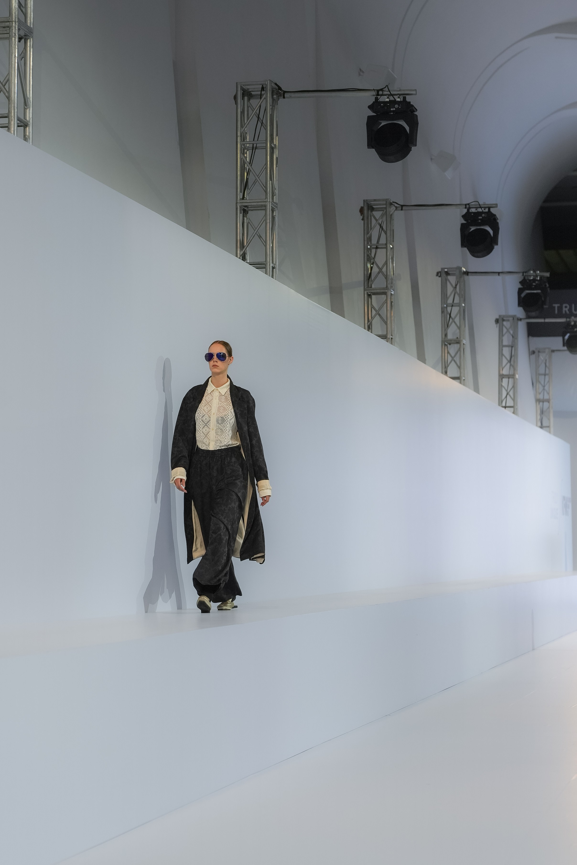 Alexey Chzhen. Сайт Алматинского НЮ АРТ, будуар и фэшн фотографа Дениса Карпенко