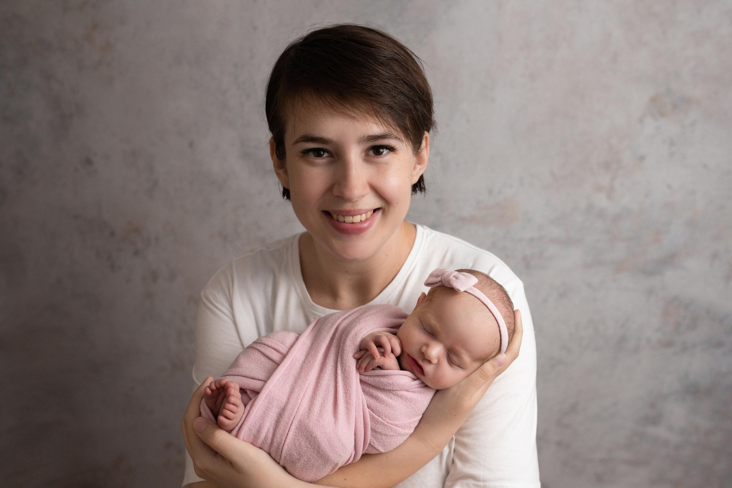 Кадры малыша с родителями. Фотограф новорождённых Анапа Елена Кушнарь