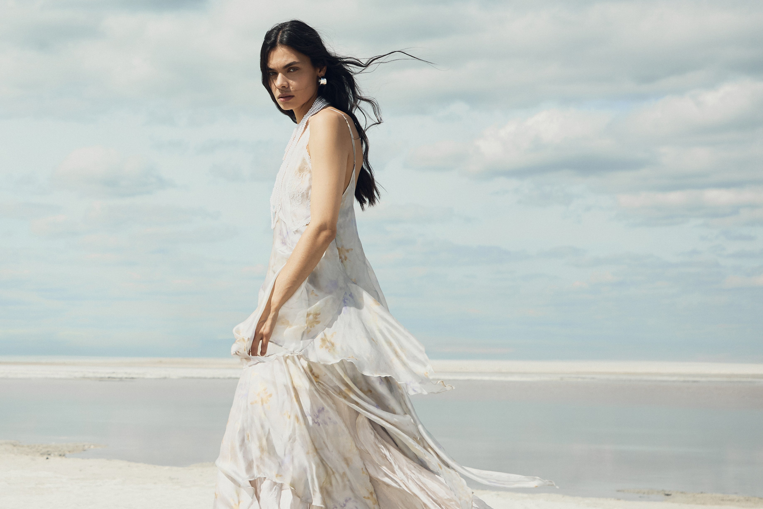 Арт-fashion фотосъёмка «Пески – pt. 2» от Полины Юриной: эстетика песчаных текстур, стиль и вдохновение для брендов и портфолио. Юрина Полина, фотограф из Екатеринбурга