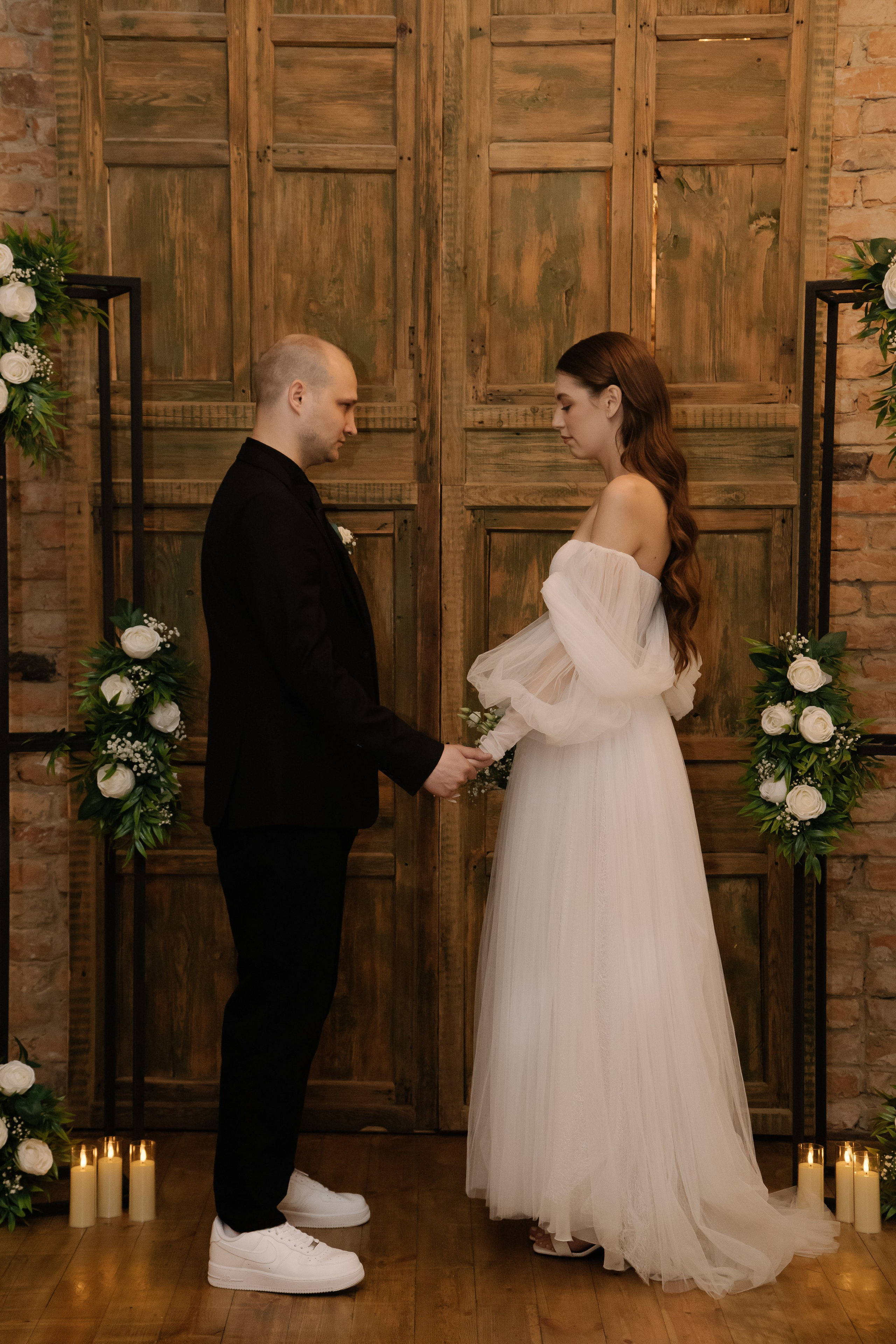 Цветочная локация. Свадебный фотограф Челябинск Полина Чеботарь