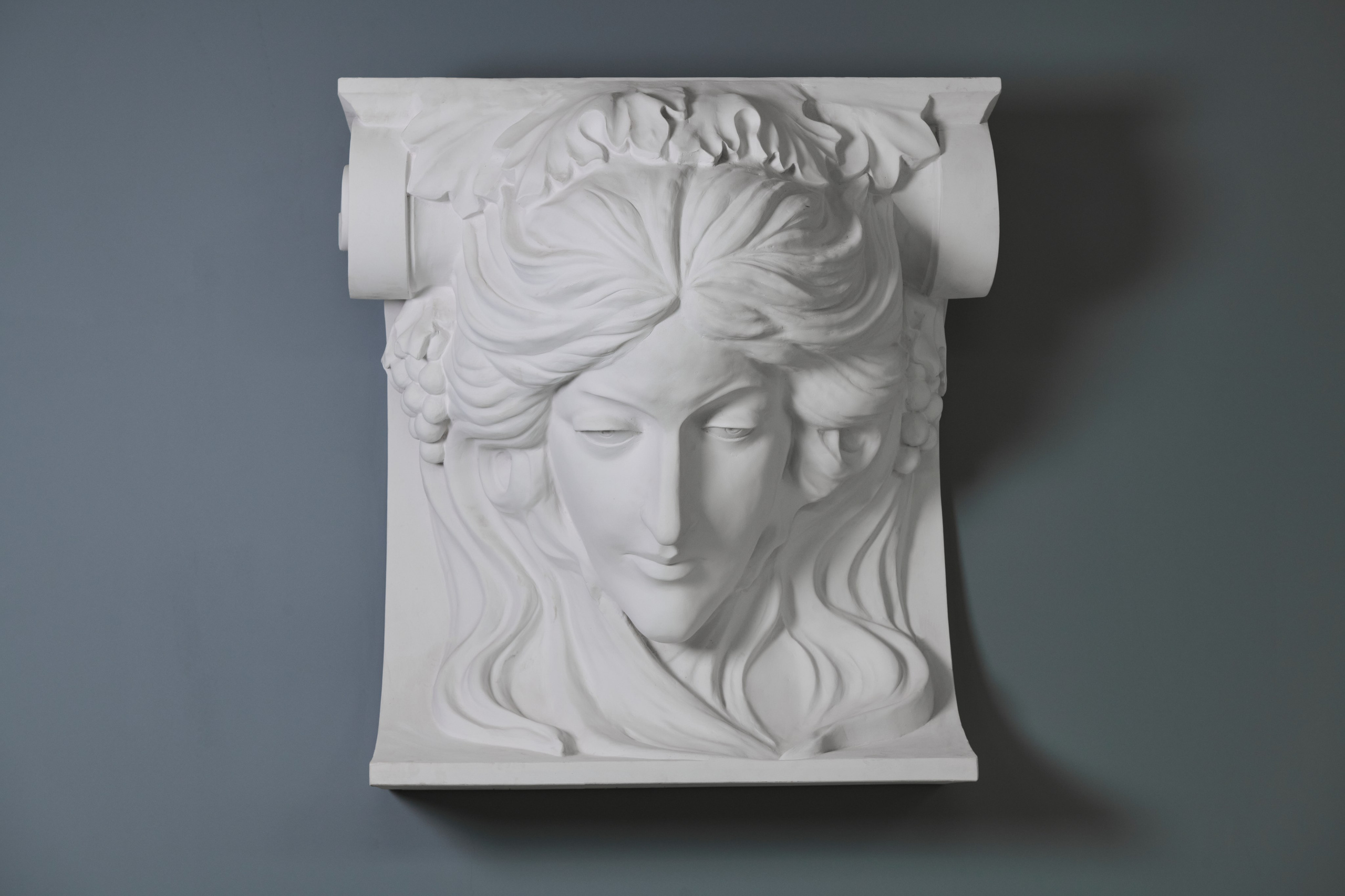 Дом с Атлантами. Фотограф для дизайнеров, застройщиков и бизнеса — интерьеры и архитектура — Свободный Роман в Москве и по России