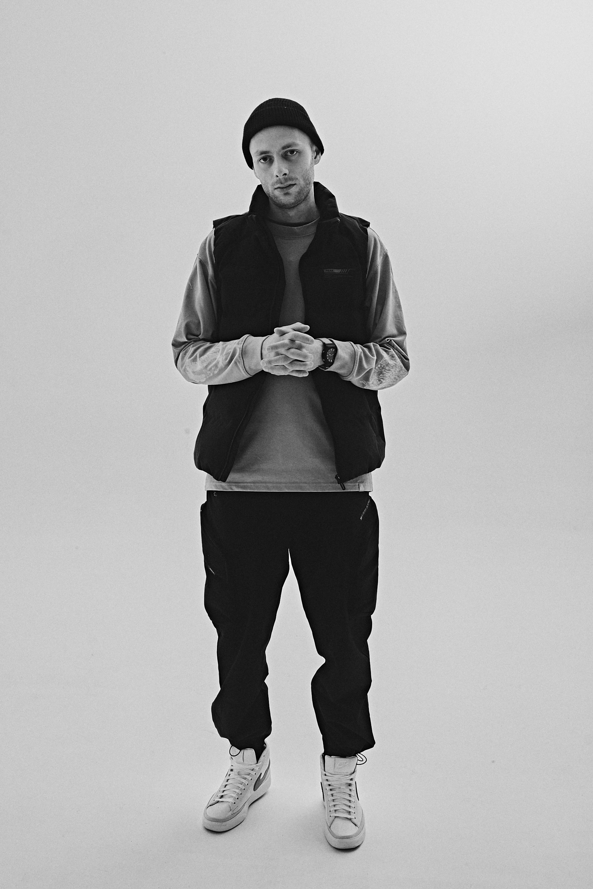 Янин Артем. Профессиональная студийная фотосъёмка | портрет, арт | Виталий Горбачёв