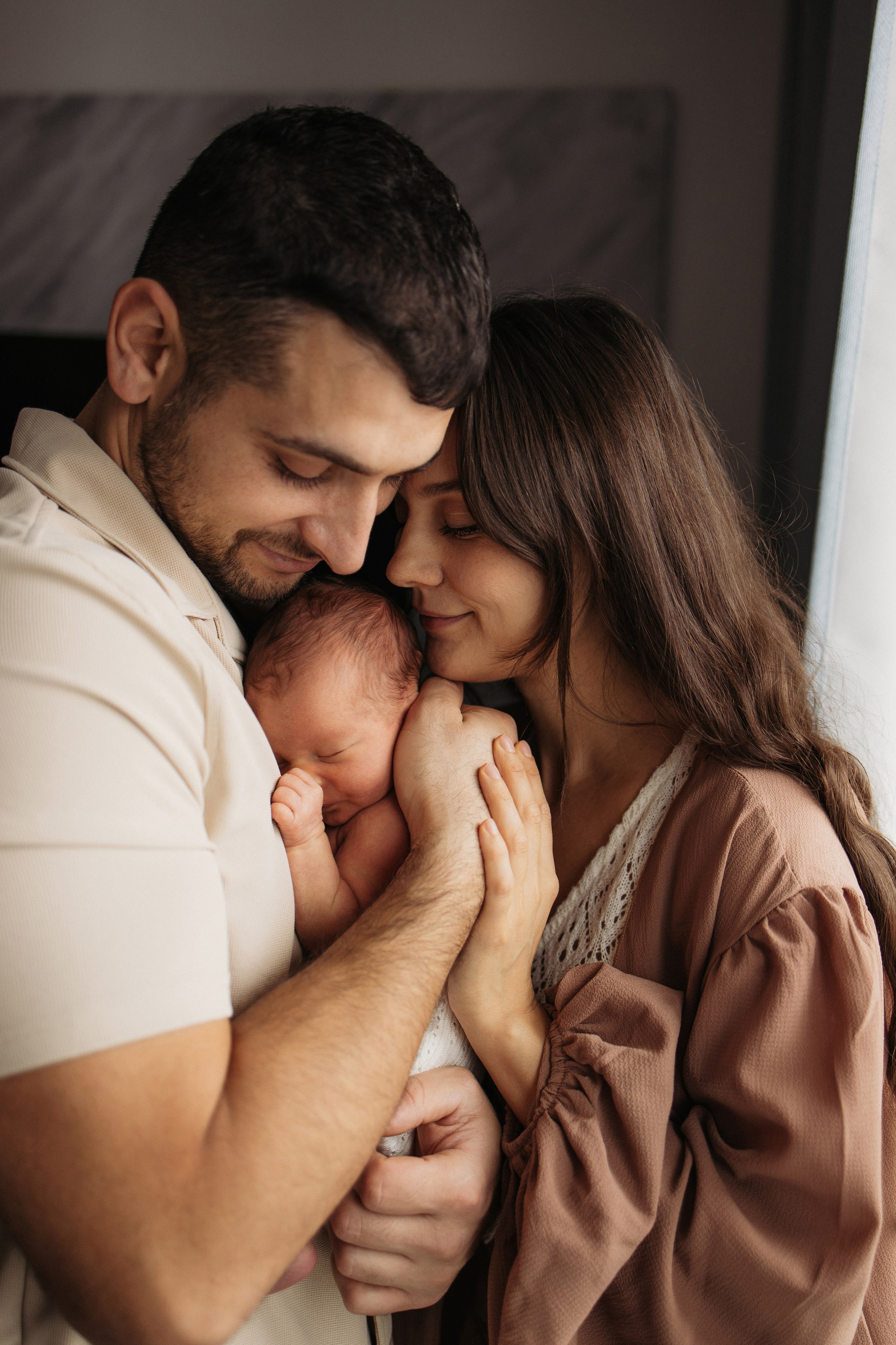 Фотосессия с новорожденным дома. Семейный фотограф в Москве Марина Петра