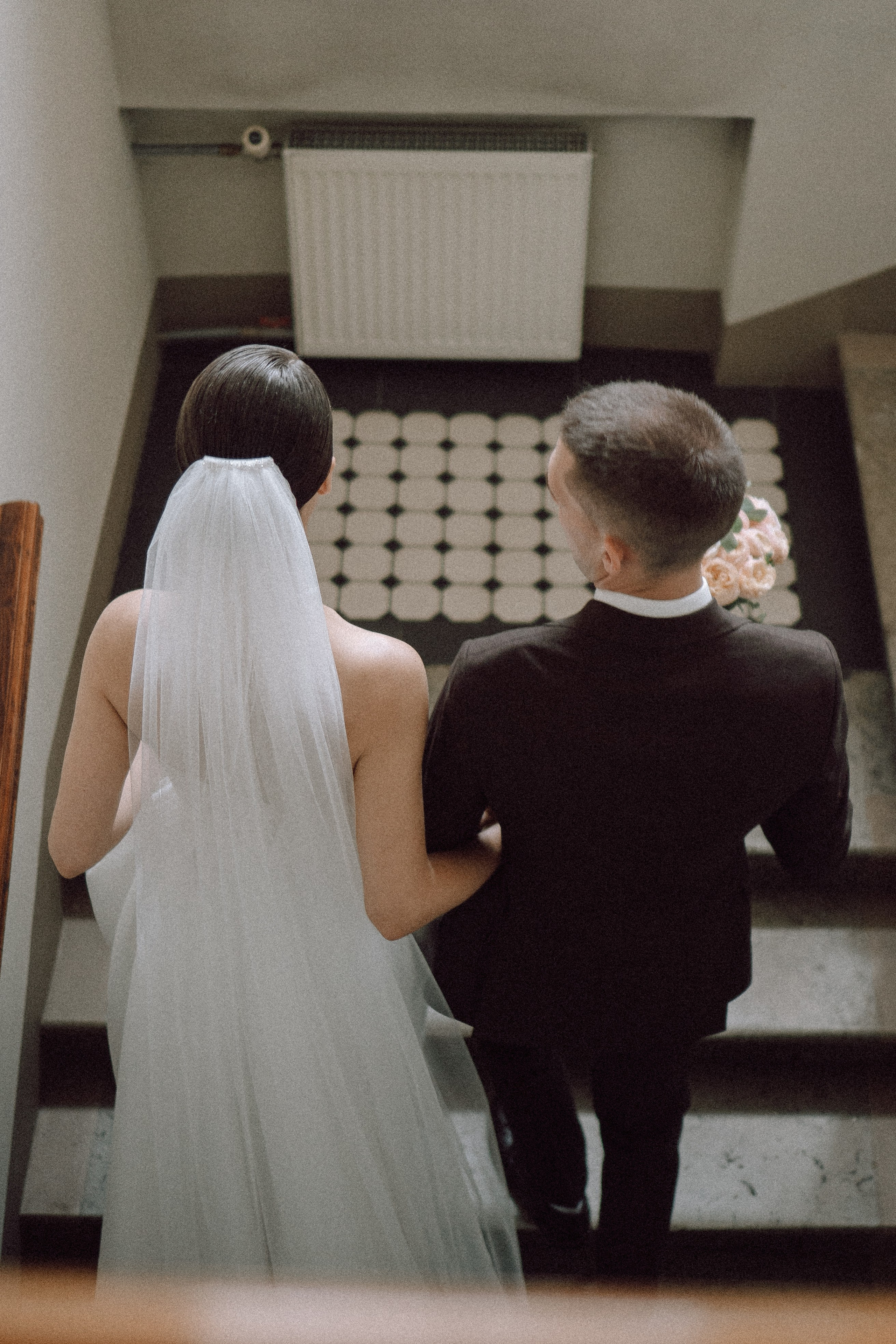 СВАДЕБНАЯ ПРОГУЛКА В САНТК-ПЕТЕРБУРГЕ (ИСАКИЕВСКИЙ СОБОР, ЗИМНЯЯ КАНАВКА, ЭРМИТАЖ И БОЛЬШАЯ МОРСКАЯ УЛИЦА). Профессиональный фотограф, Санкт-Петербург — Виктория Богомолова