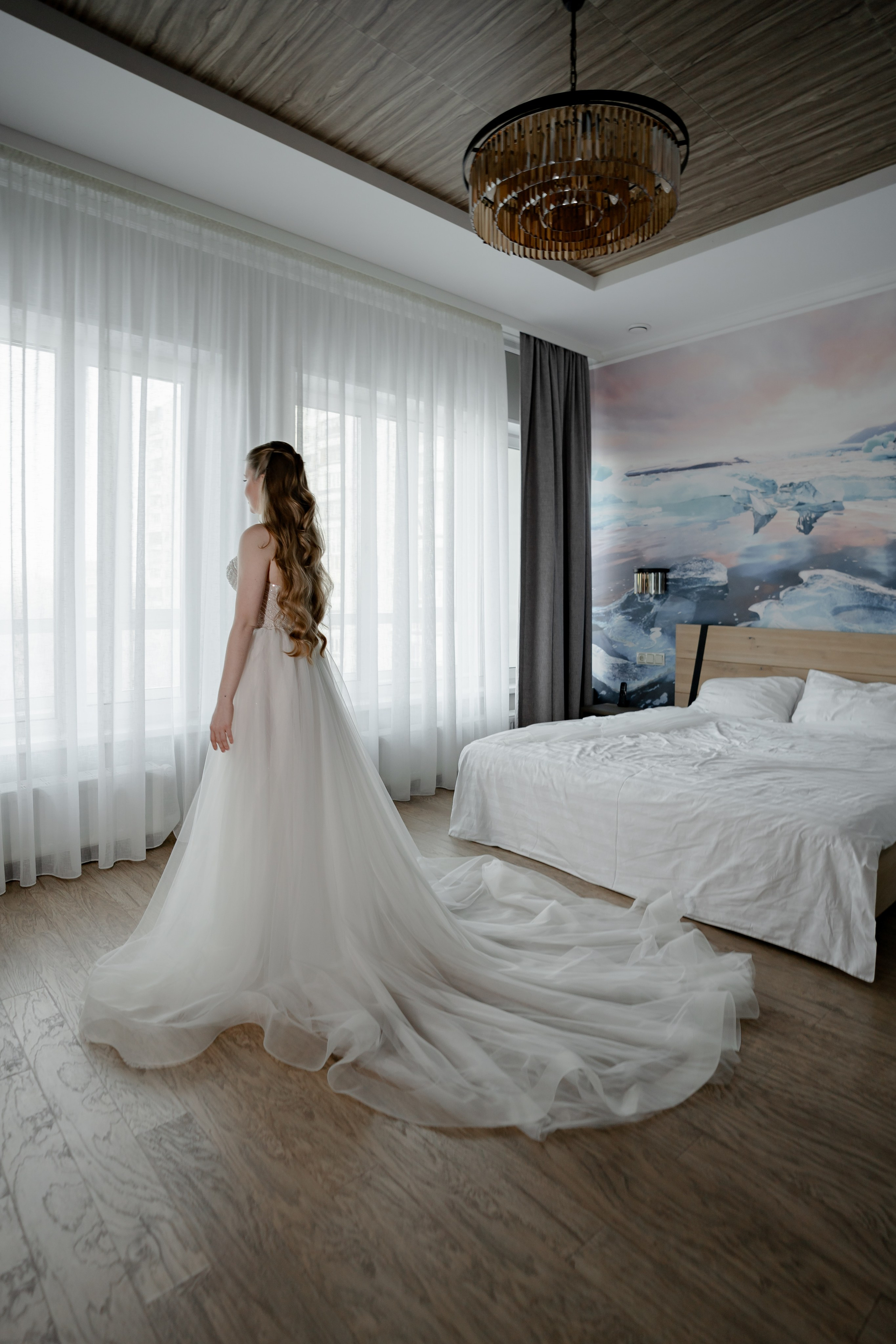 СВАДЕБНАЯ СЬЕМКА СБОРОВ В ОТЕЛЕ И ВЫЕЗД НА ЦЕРЕМОНИЮ (СНЯТО В СИБИРЕ В НИЖНЕВАРТОВСКЕ). Профессиональный фотограф, Санкт-Петербург — Виктория Богомолова