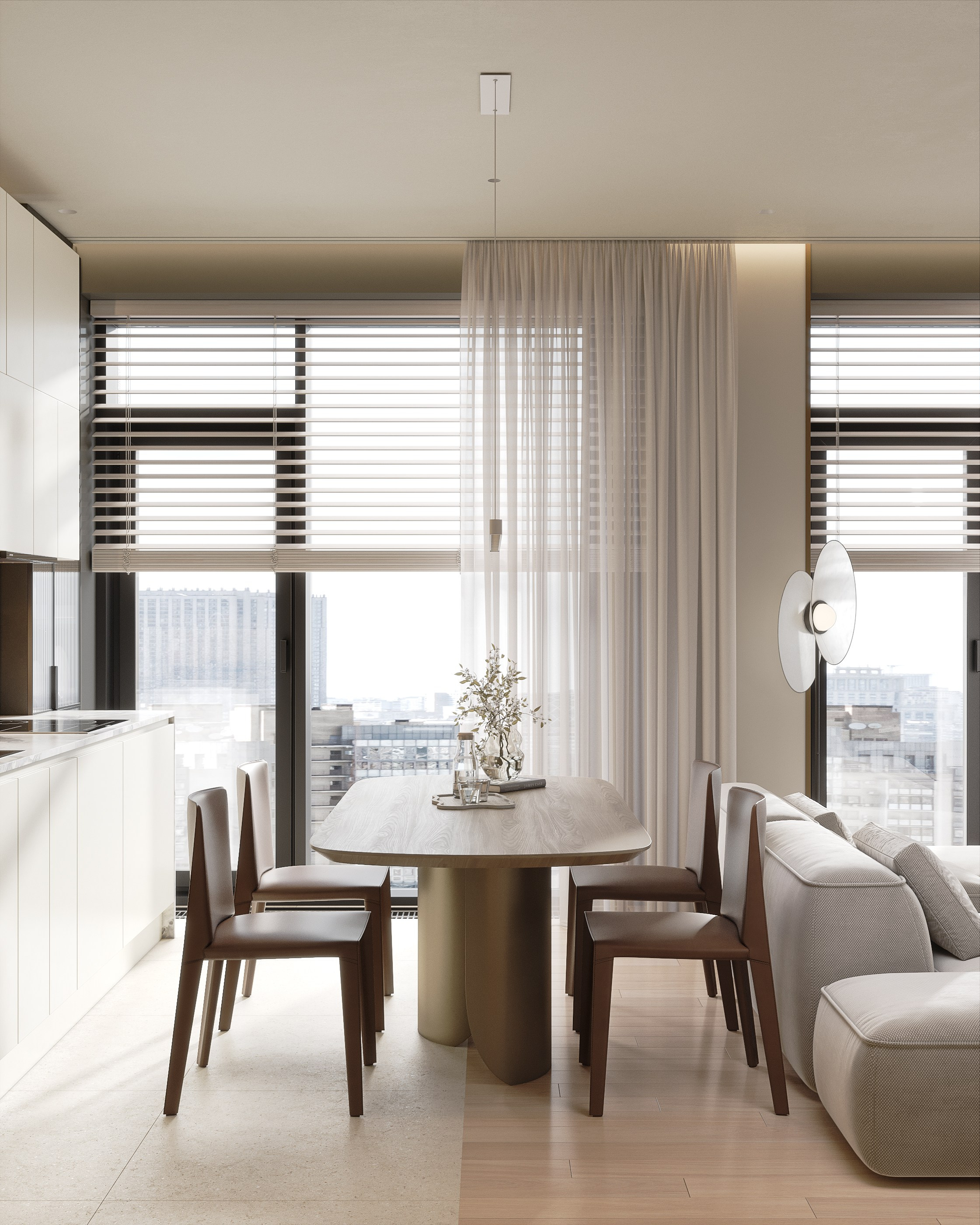 3D рендер светлой столовой зоны в современном интерьере, с овальным обеденным столом и стульями цвета коньяка, рядом с окном с жалюзи, создающий ощущение простора.