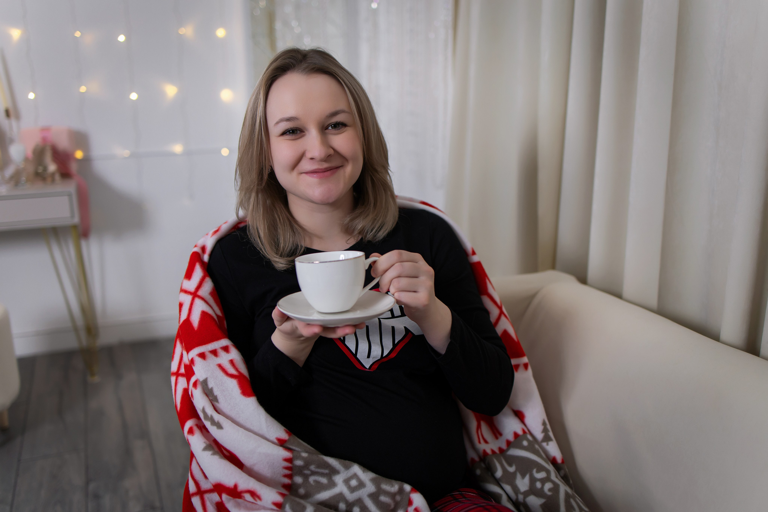 Ваши фотографии. Интерьерная фотостудия Background в Омске