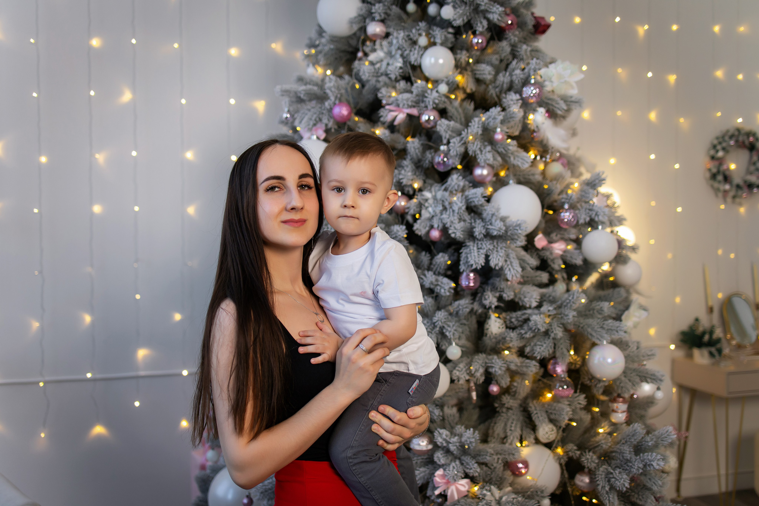 Ваши фотографии. Интерьерная фотостудия Background в Омске