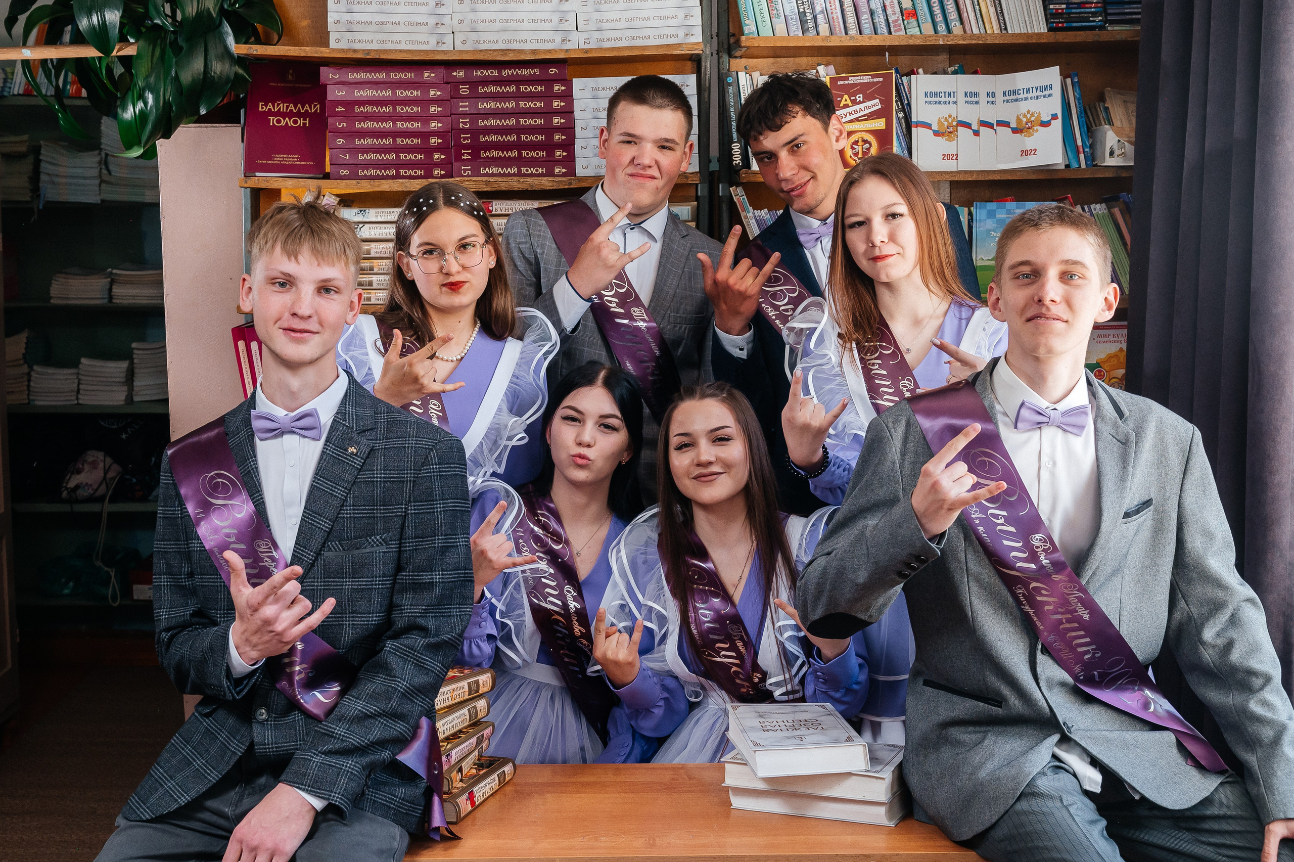 Выпускники. Школьный и детский фотограф в Улан-Удэ Виктор Григорьев