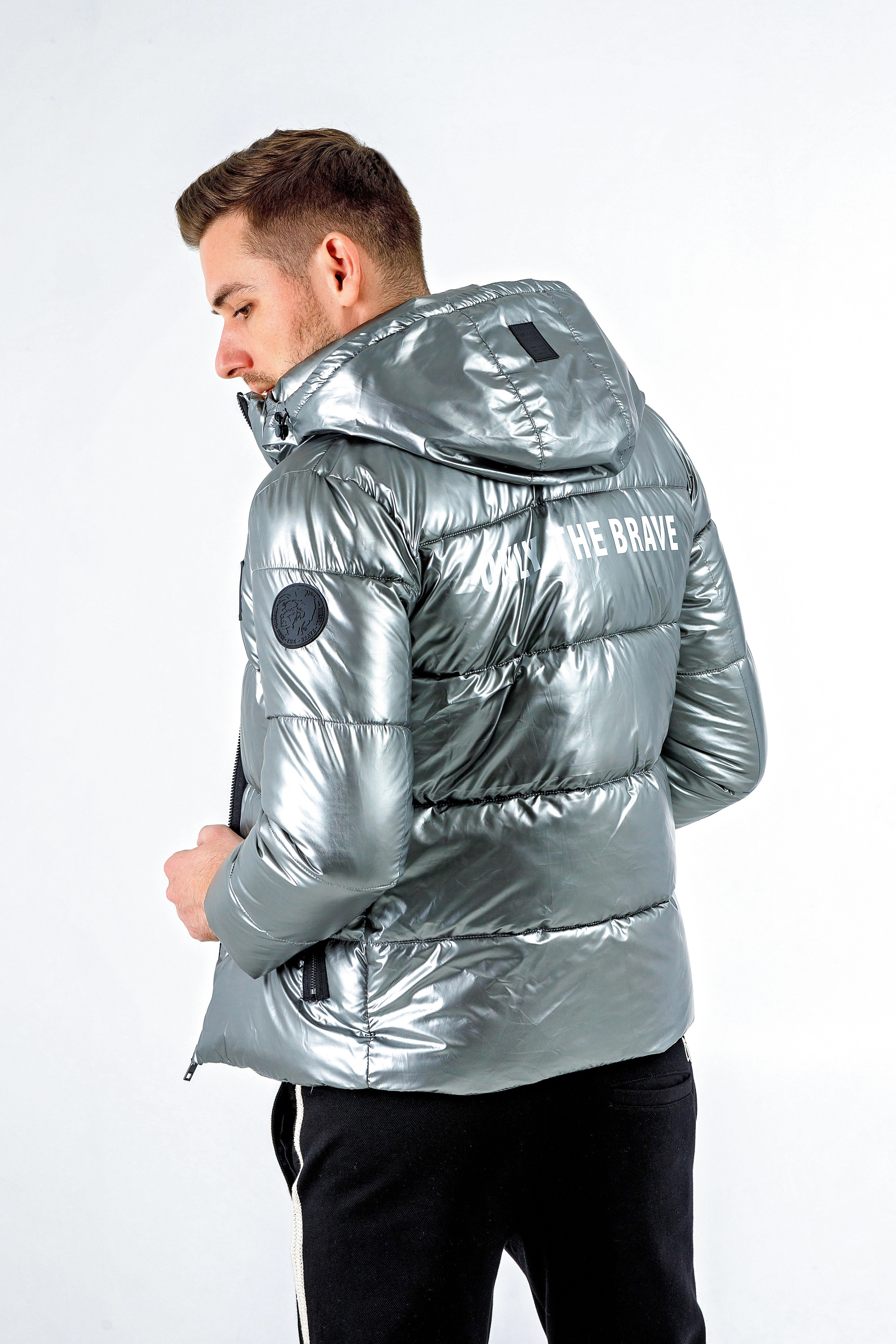 Фотограф для маркетплейсов в Москве. Геннадий Степанов —фотограф в Москве