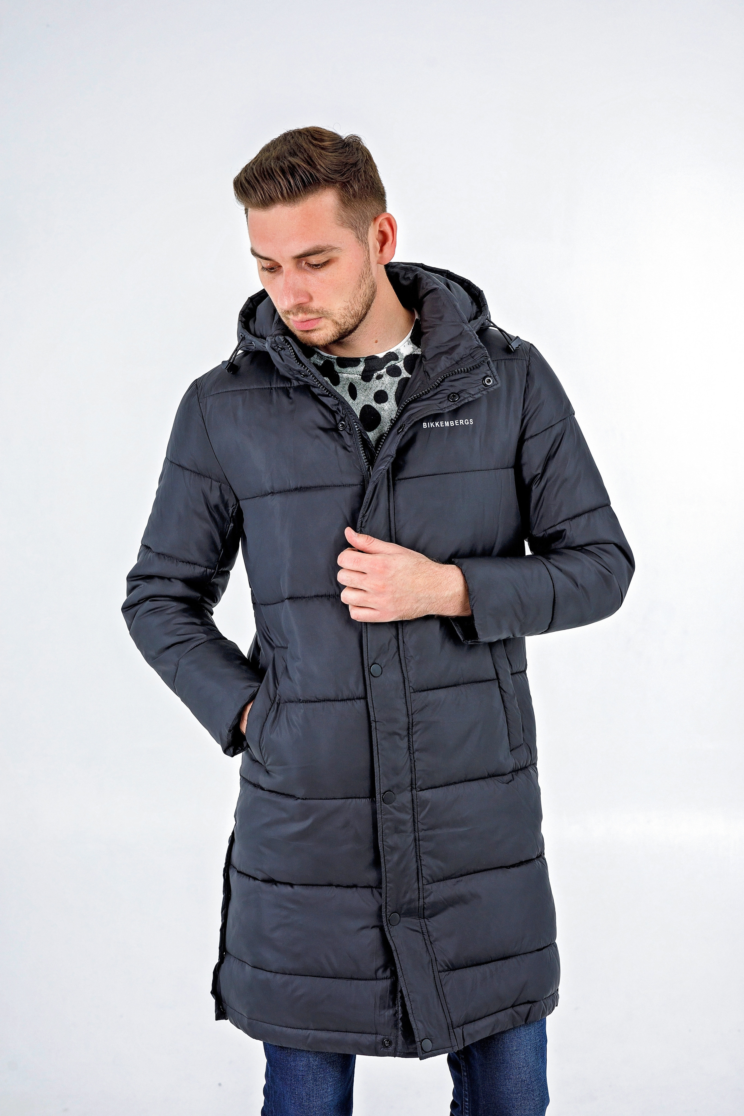 Фотограф для маркетплейсов в Москве. Геннадий Степанов —фотограф в Москве