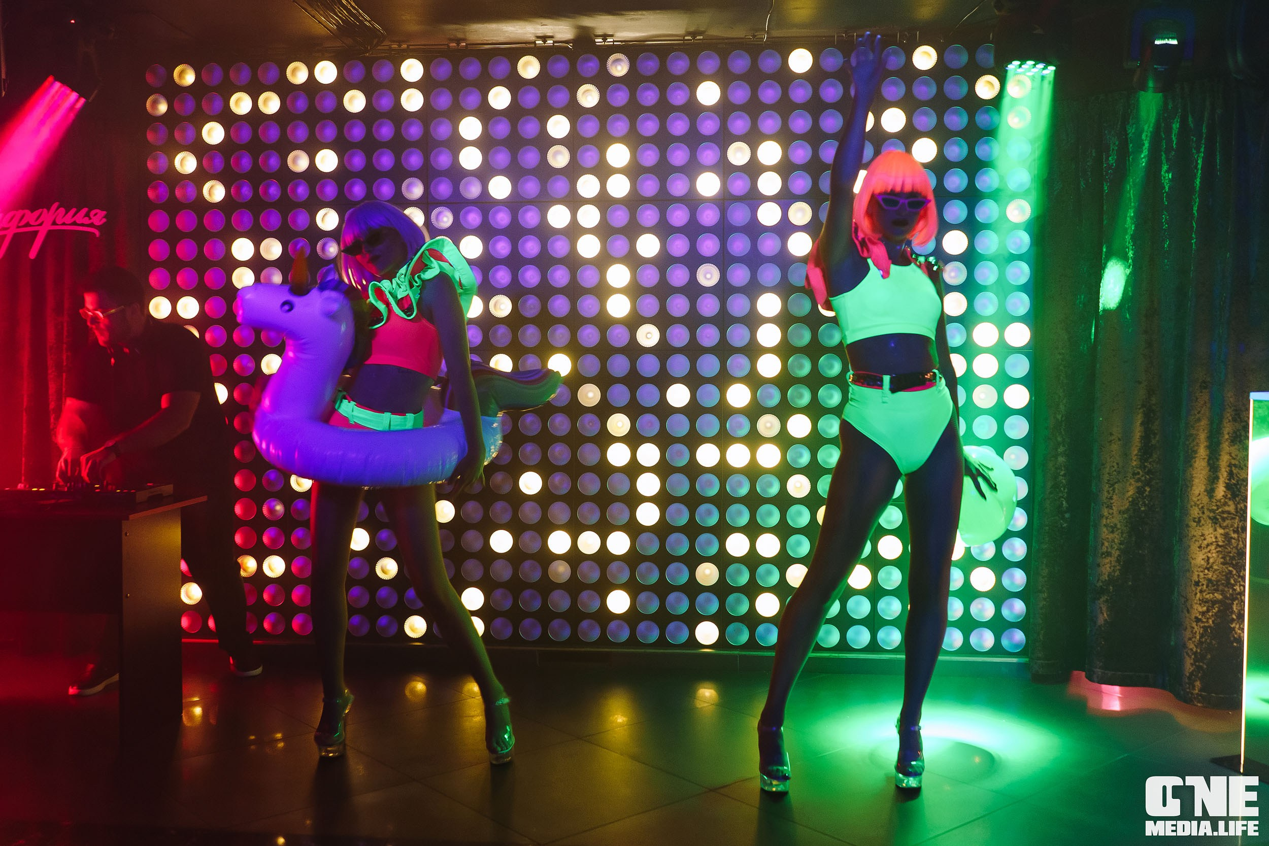 Фоторепортаж из караоке-клуба Эйфория. One Media Life: фоторепортажи, фотоотчеты с мероприятий и заведений