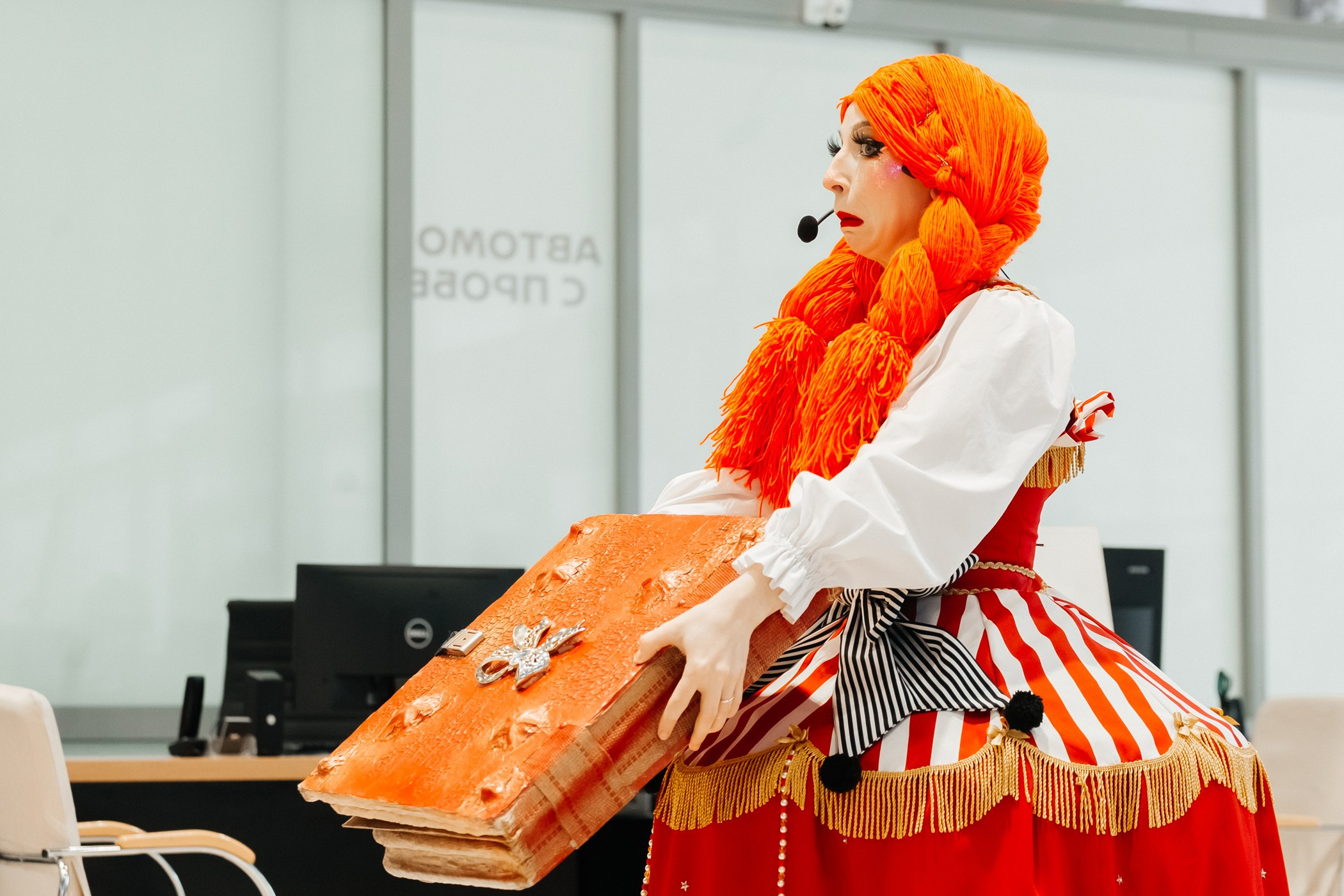 Детский мастер-класс в «Картель Авто» — «Студия чудес Алиса». Фотограф Кемерово | Сергей