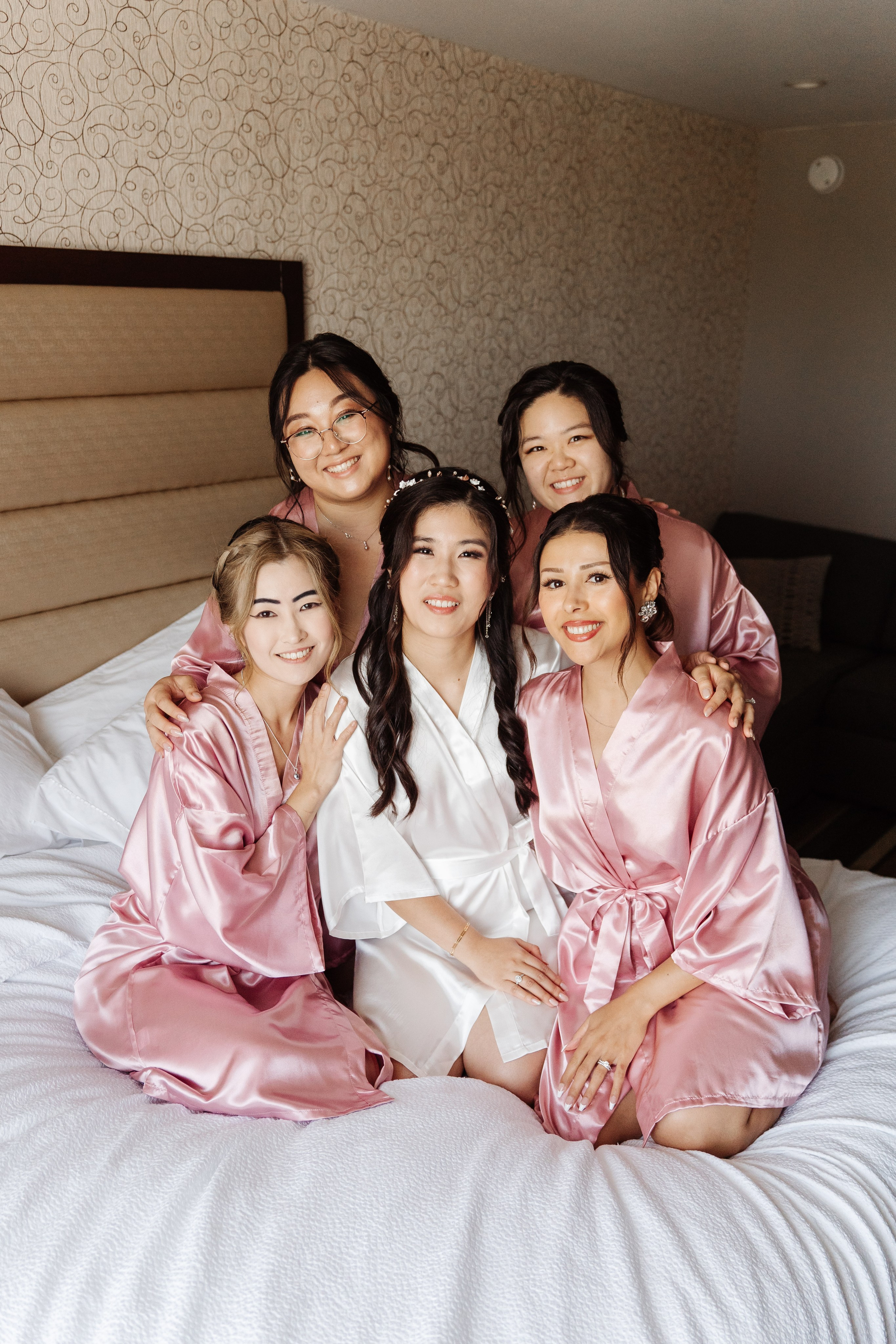 2025-08-16_AndreaChristopher. Ретушер Зенькевич Света