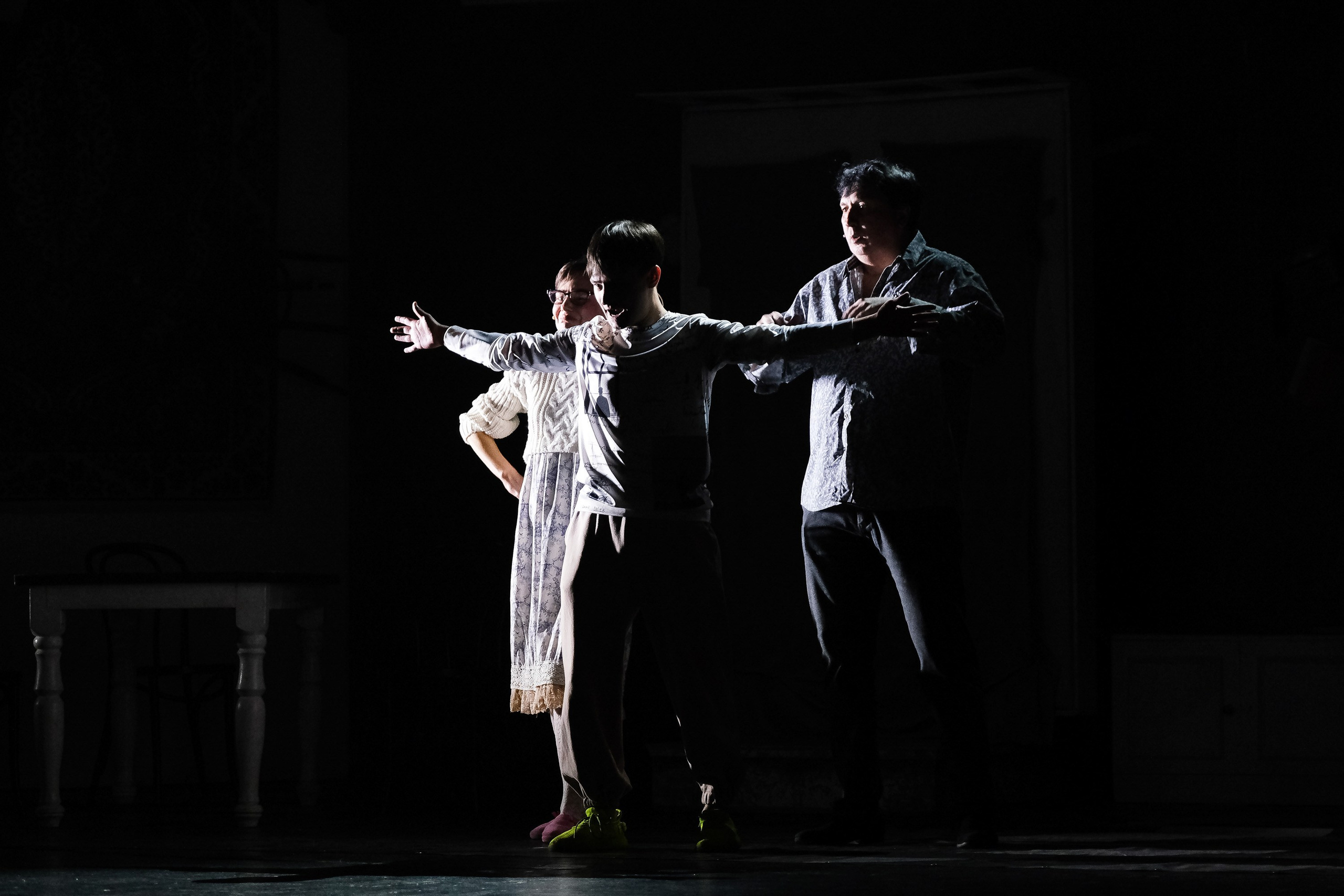 Ганди молчал по субботам. Фотограф Анатолий Деникин