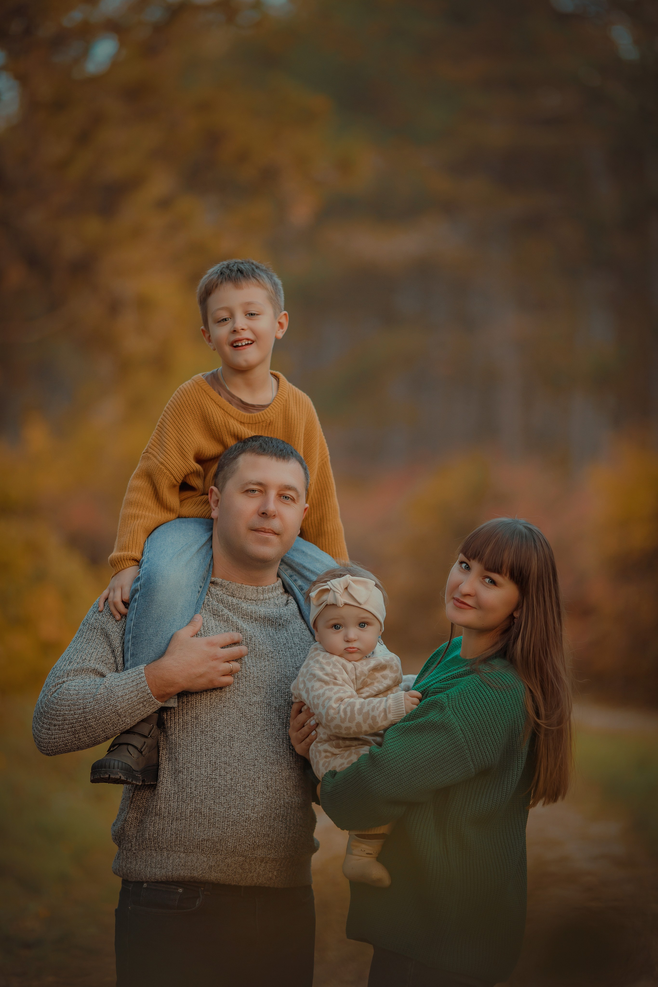 Семья Гутник. Осень. Семейный и детский фотограф в Крыму Екатерина Швец