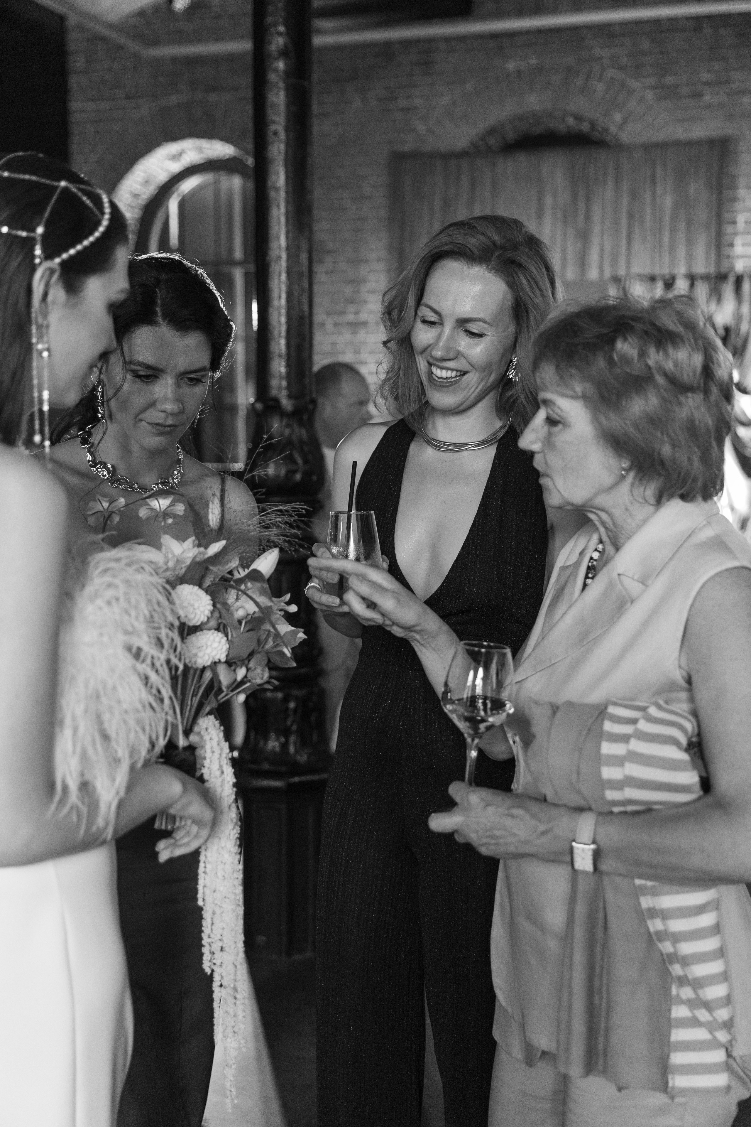 Forself. Wedding reels and photo