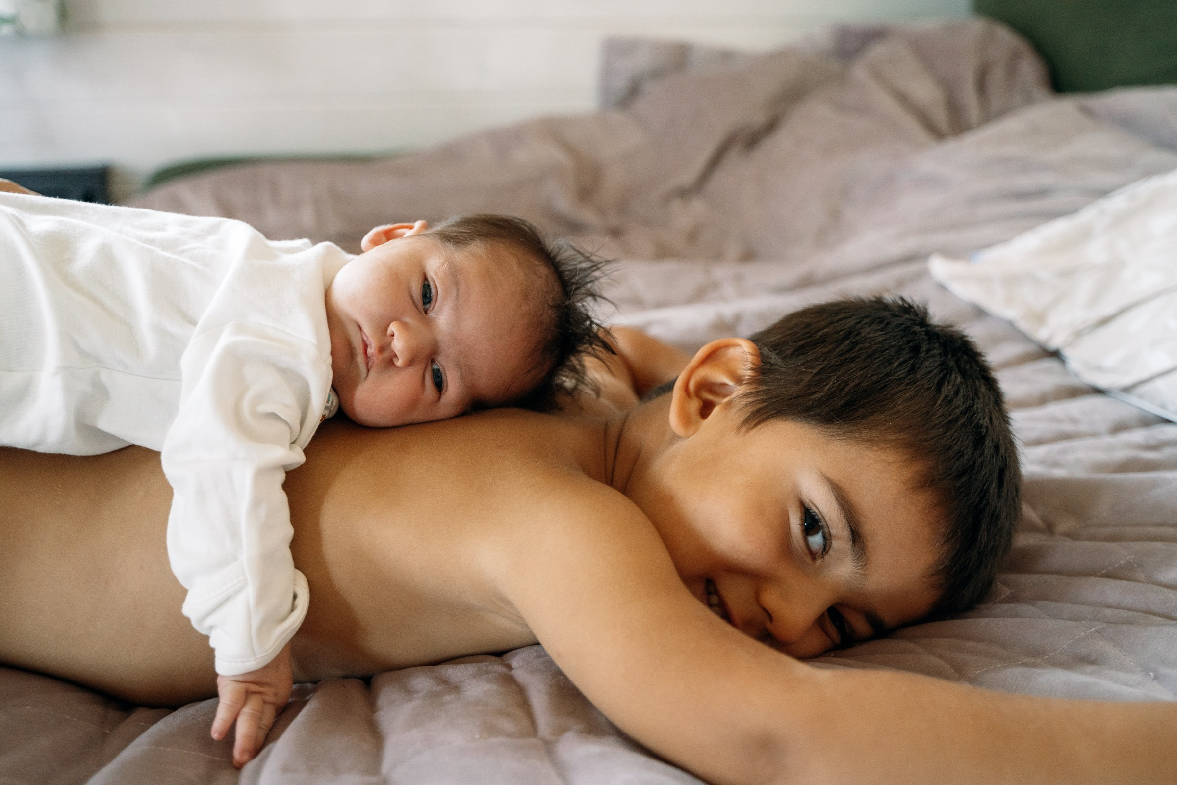 Полине 14 дней семейная съемка. Семейный видеограф и фотограф Соснина Марина